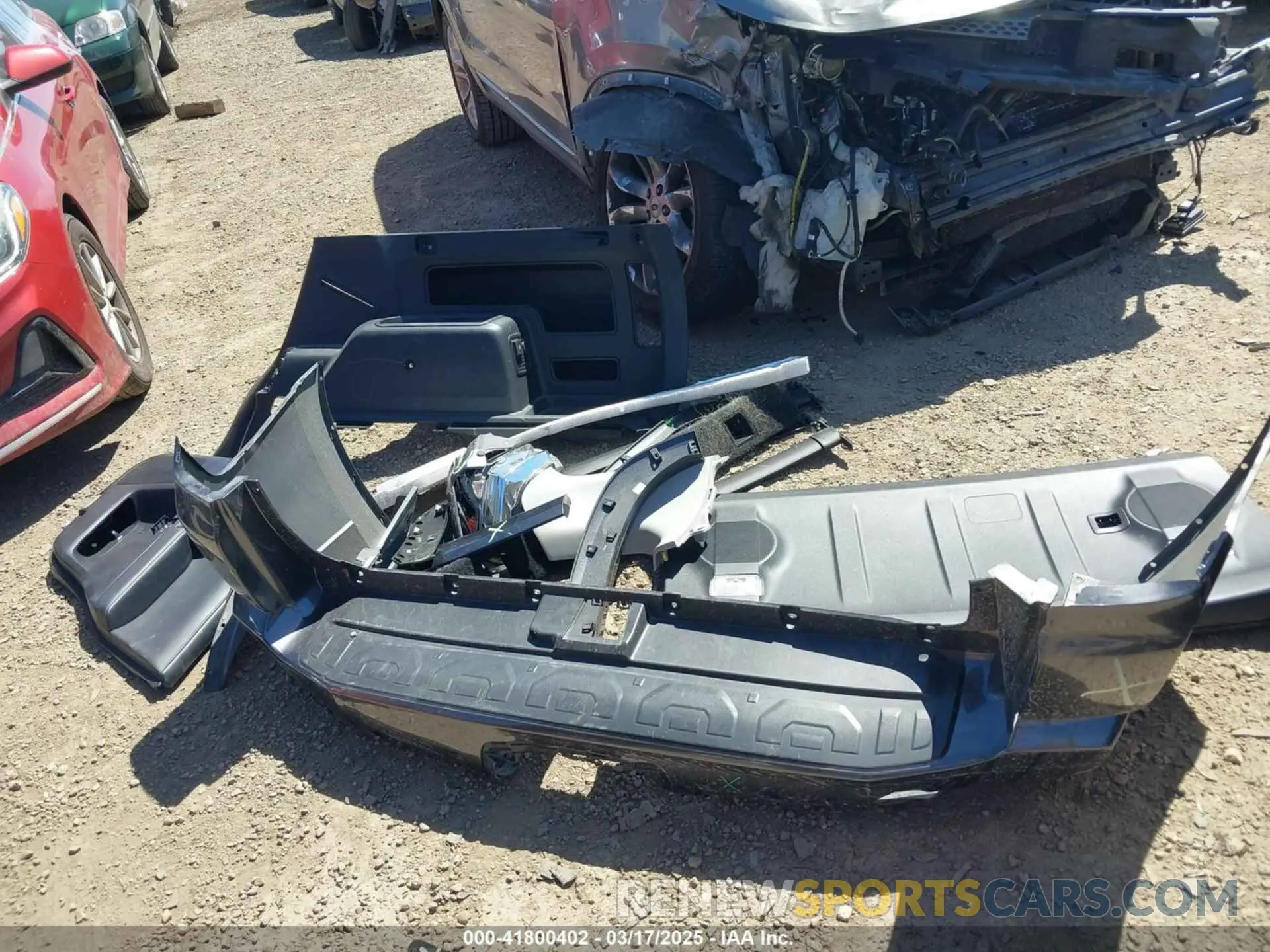 12 Photograph of a damaged car JTENU5JR9N6034605 TOYOTA 4RUNNER 2022