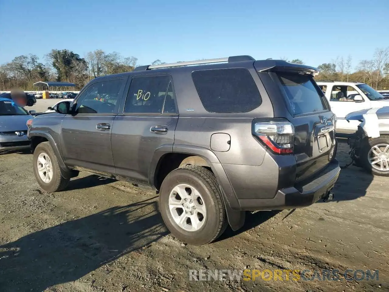 2 Photograph of a damaged car JTENU5JR9N6044454 TOYOTA 4RUNNER 2022