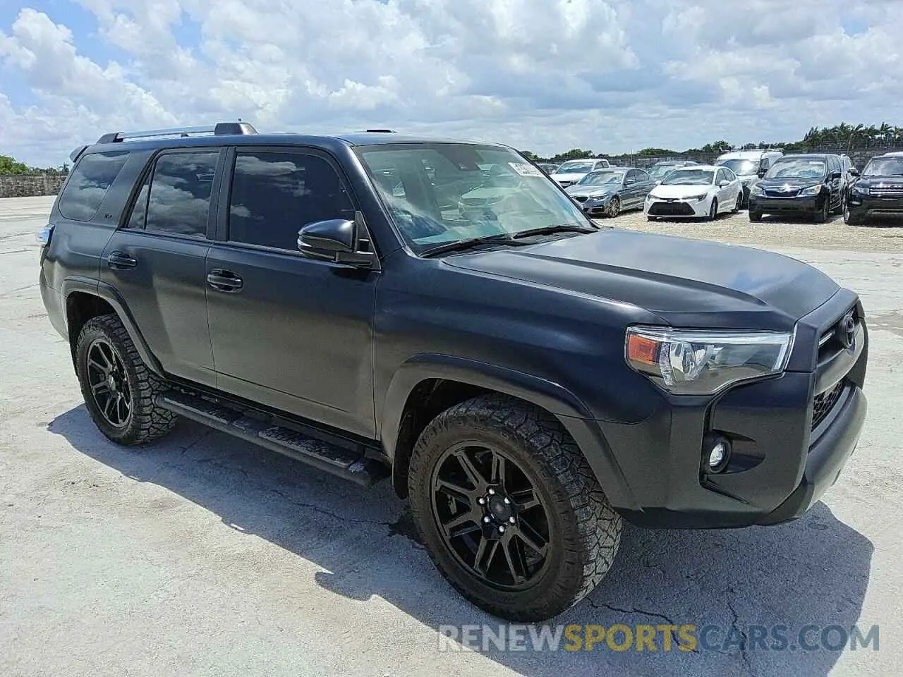 4 Photograph of a damaged car JTENU5JRXN6067712 TOYOTA 4RUNNER 2022