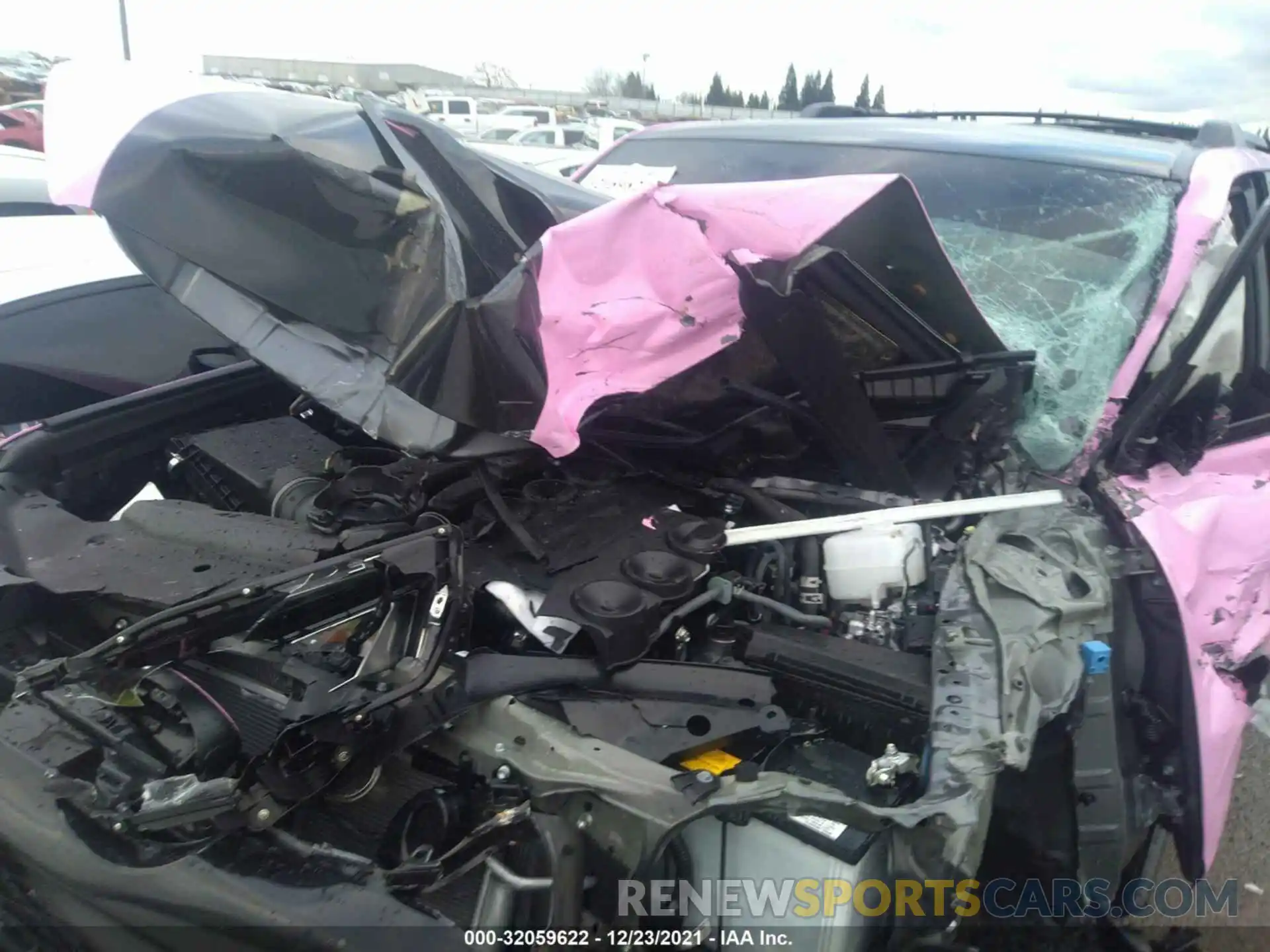 6 Photograph of a damaged car JTEPU5JR0N5975746 TOYOTA 4RUNNER 2022