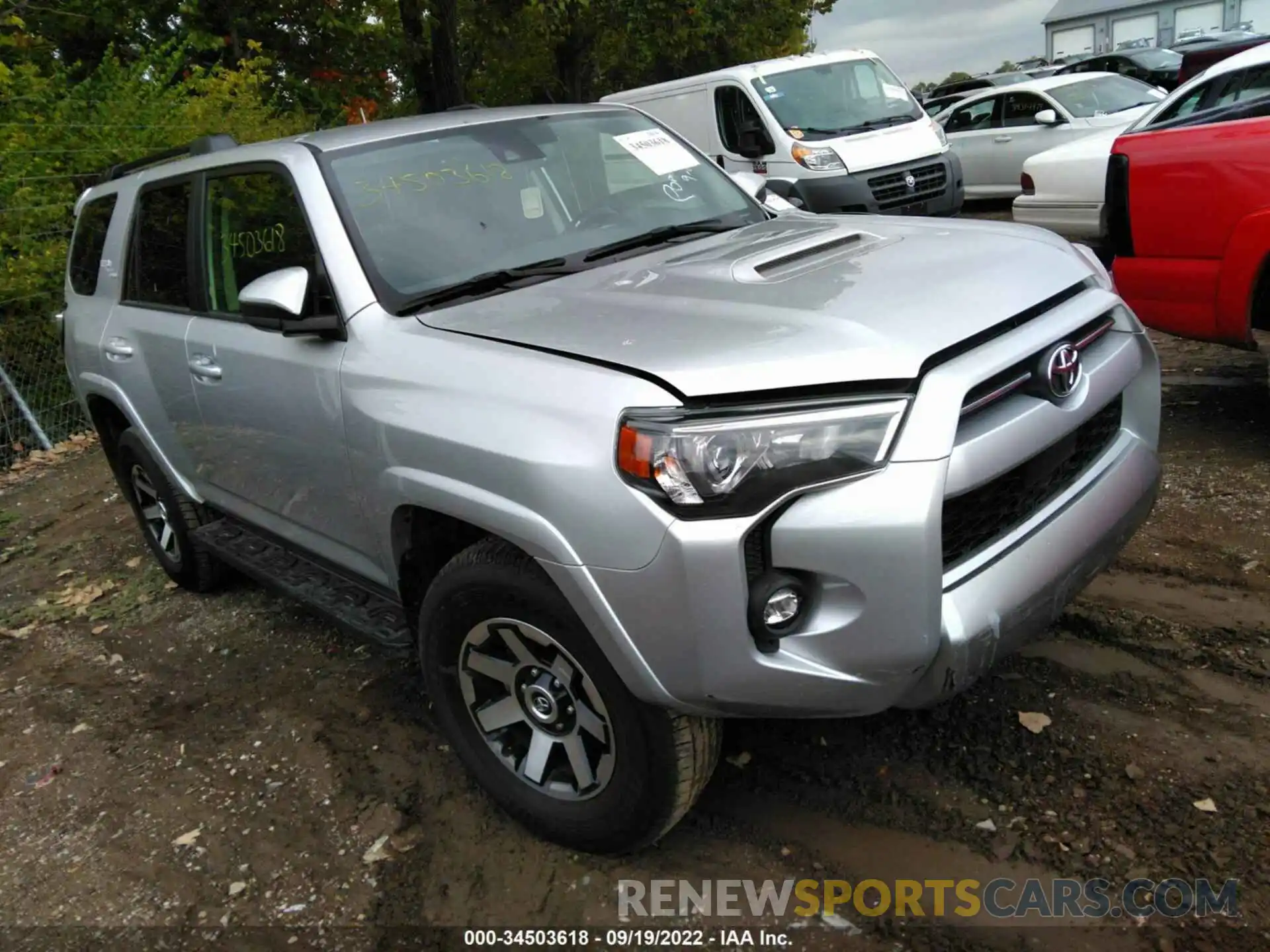 1 Photograph of a damaged car JTEPU5JR2N5973142 TOYOTA 4RUNNER 2022