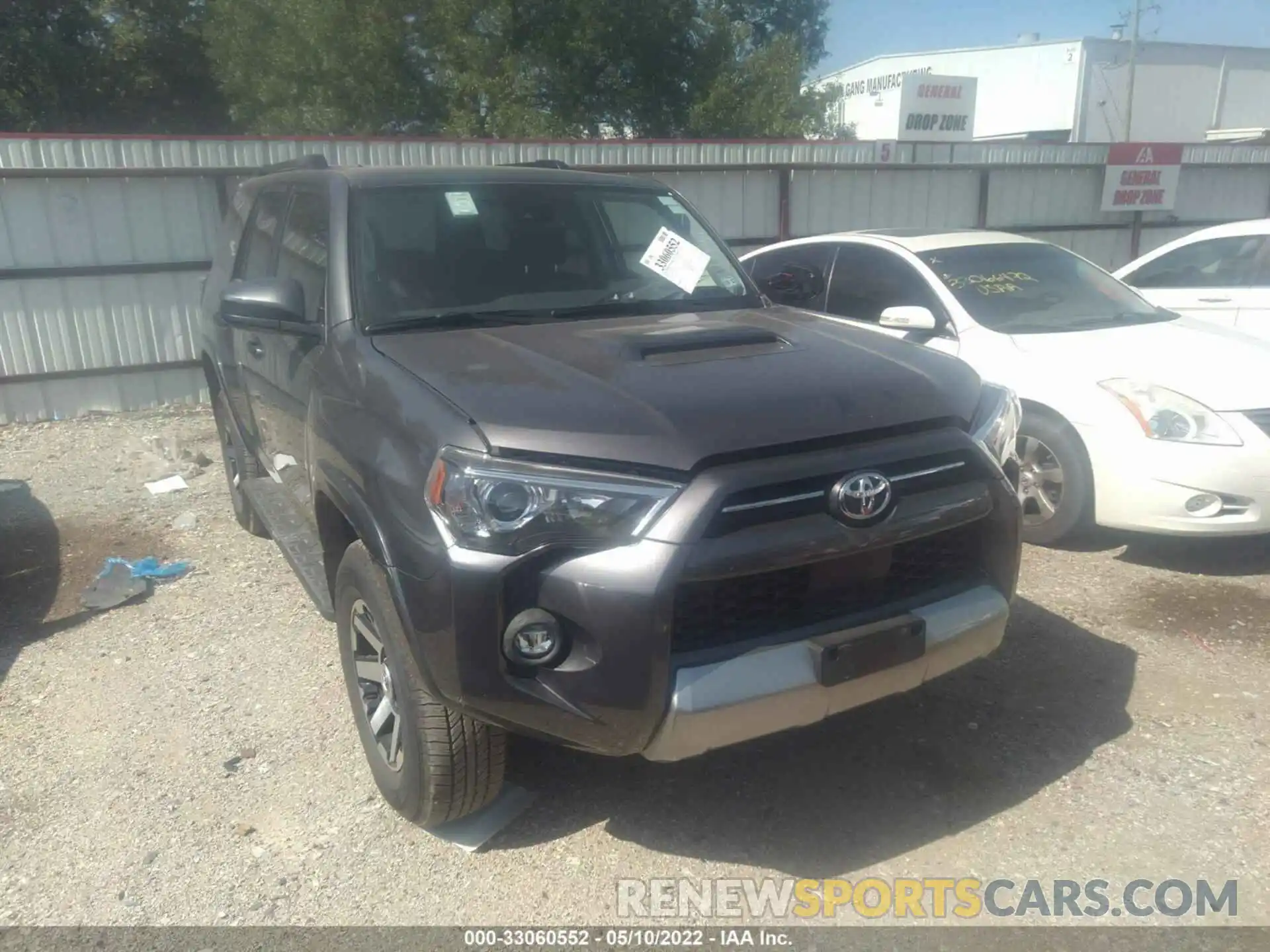 1 Photograph of a damaged car JTEPU5JR4N5983199 TOYOTA 4RUNNER 2022