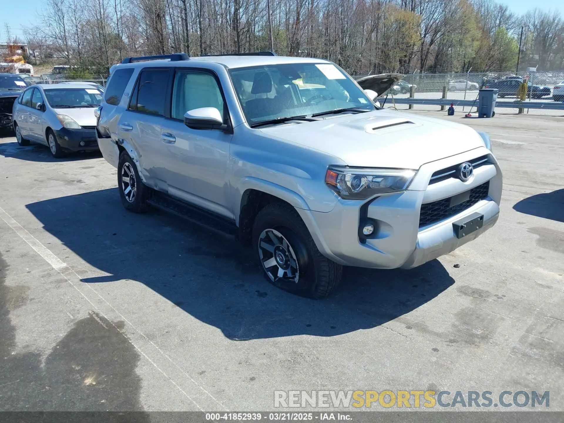 1 Photograph of a damaged car JTEPU5JR4N6023357 TOYOTA 4RUNNER 2022