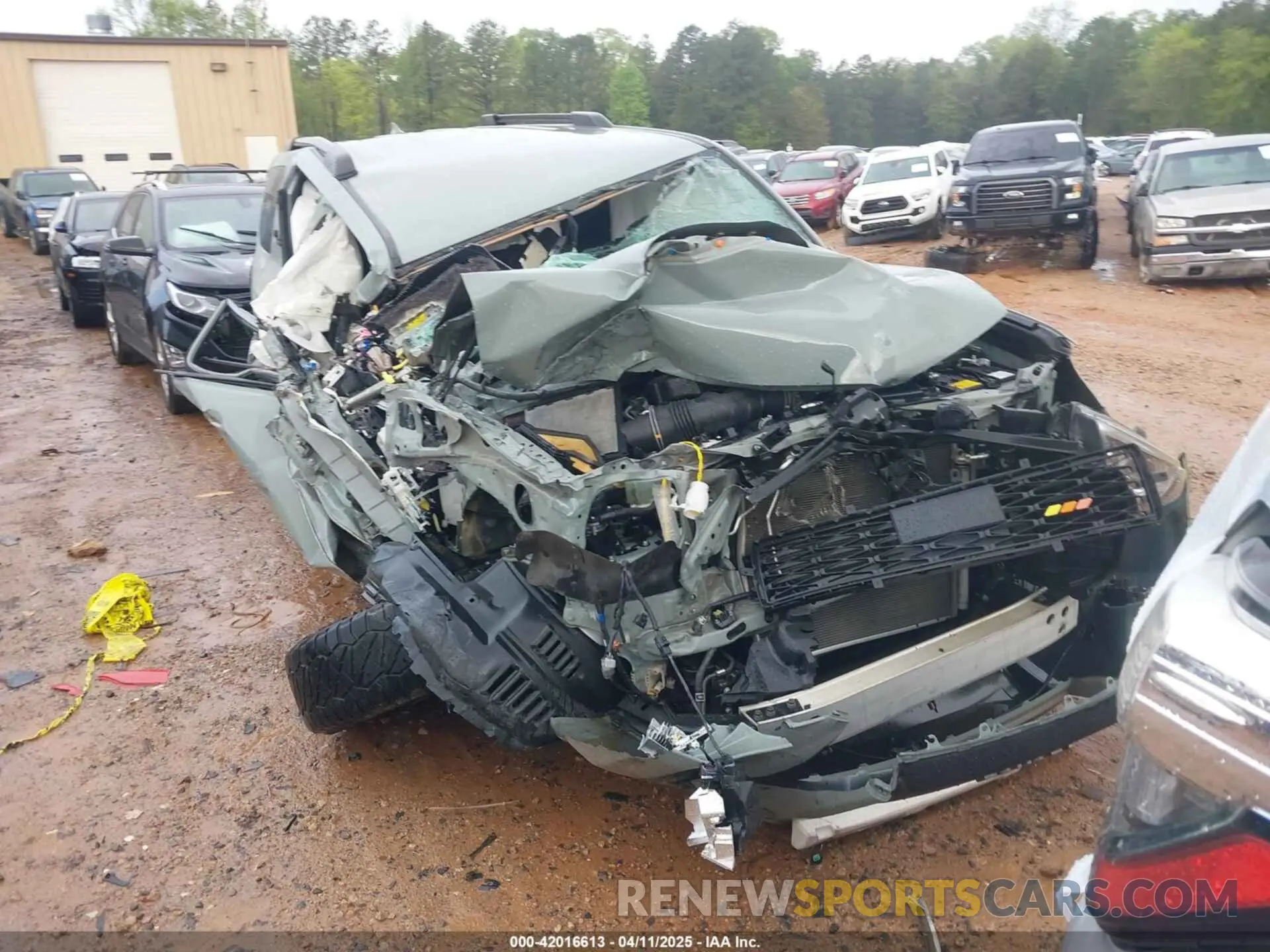 1 Photograph of a damaged car JTEPU5JR8N6003449 TOYOTA 4RUNNER 2022