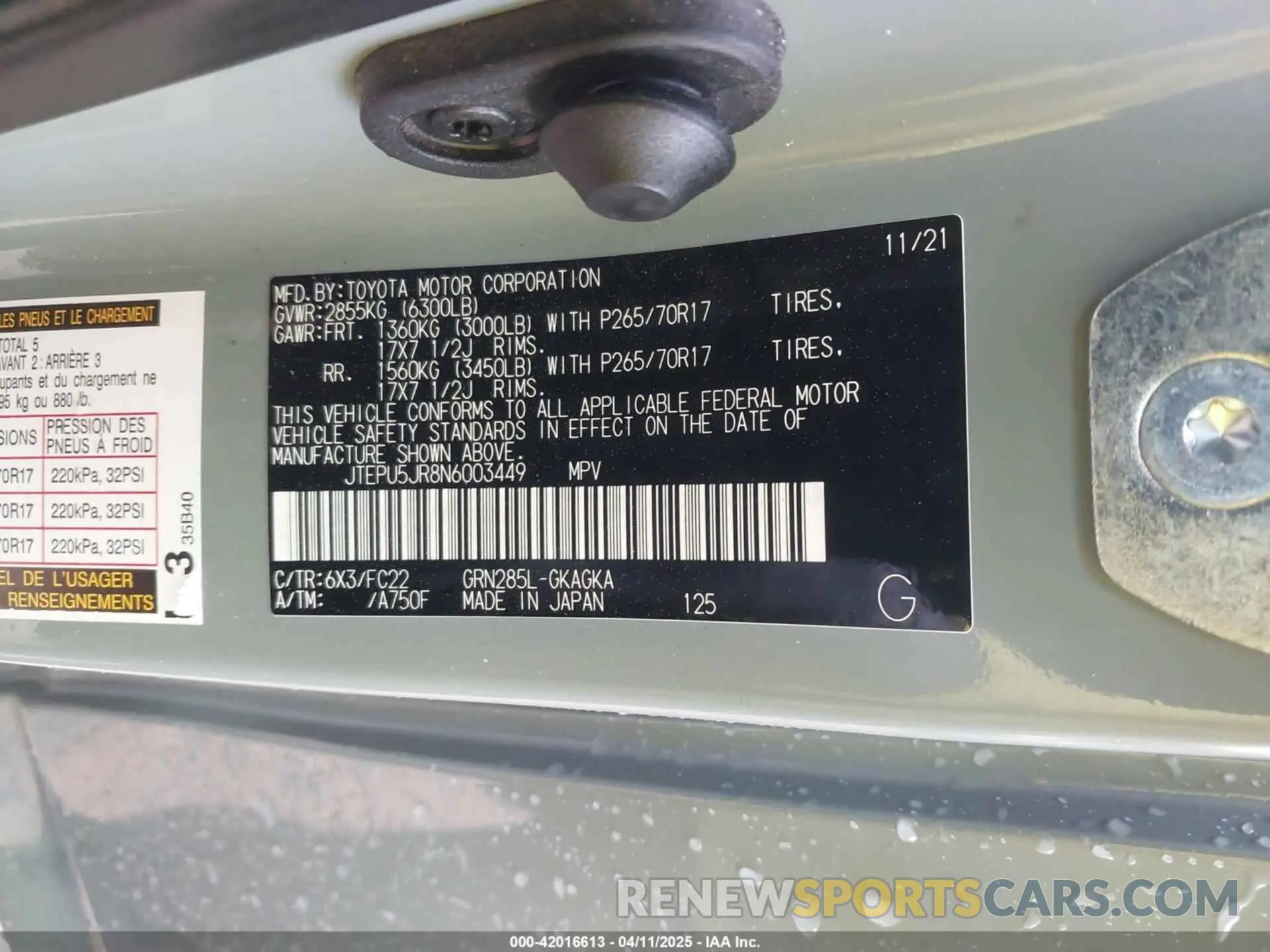 9 Photograph of a damaged car JTEPU5JR8N6003449 TOYOTA 4RUNNER 2022