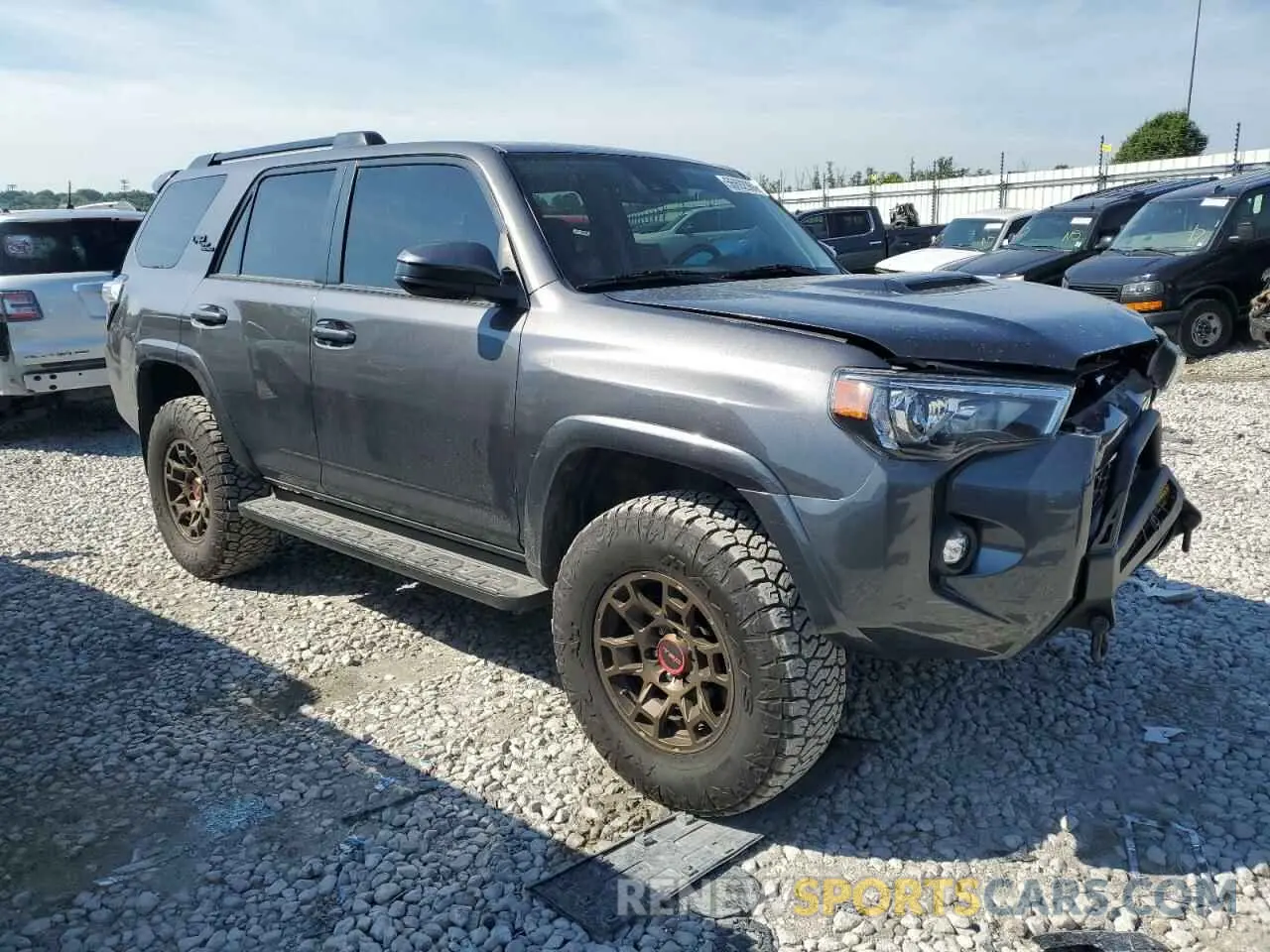 4 Photograph of a damaged car JTEPU5JRXN6043614 TOYOTA 4RUNNER 2022