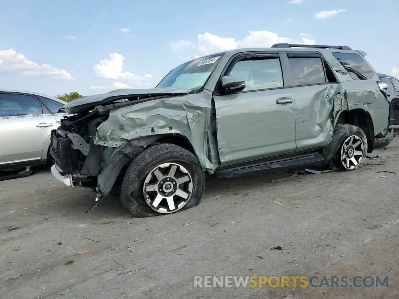 1 Photograph of a damaged car JTERU5JR0N5993236 TOYOTA 4RUNNER 2022