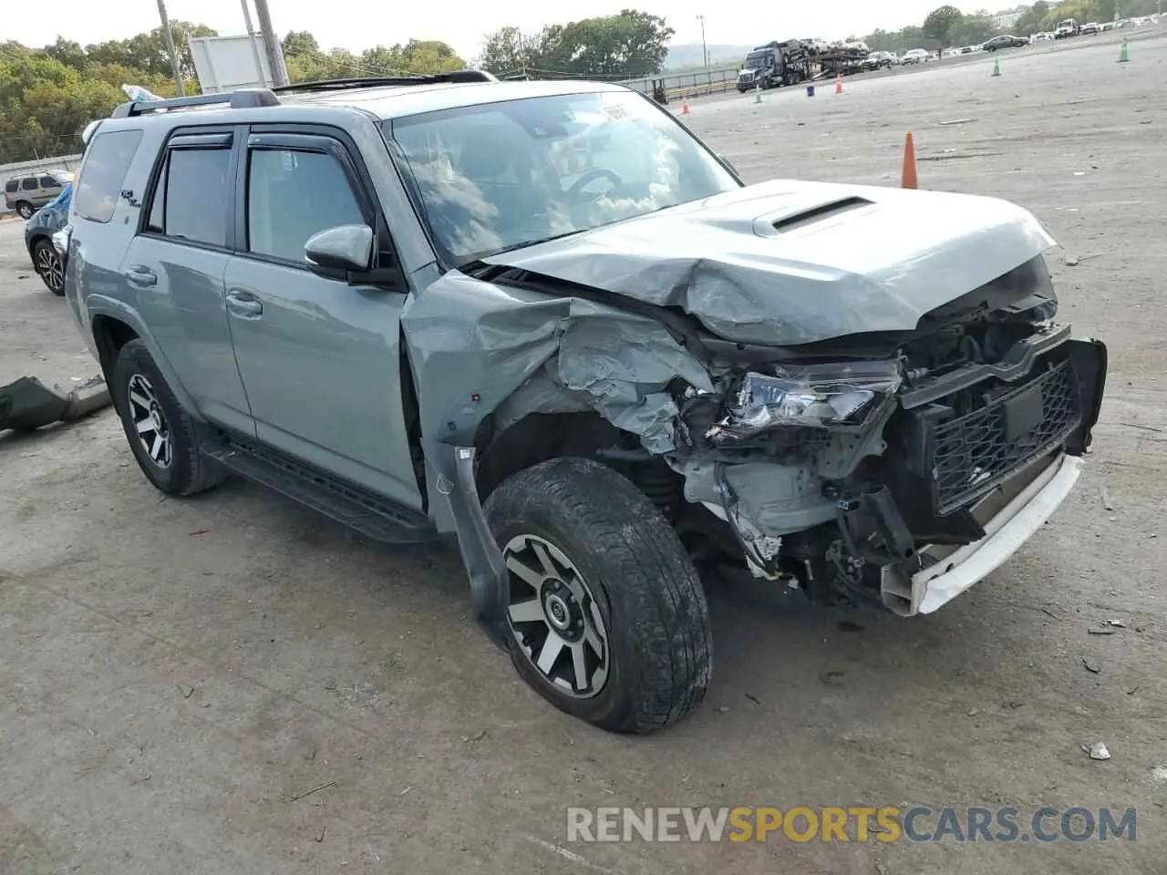 4 Photograph of a damaged car JTERU5JR0N5993236 TOYOTA 4RUNNER 2022