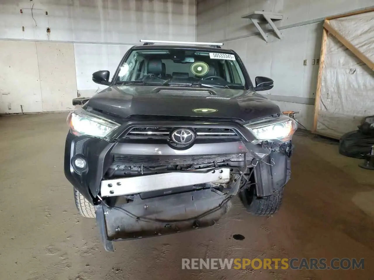 5 Photograph of a damaged car JTERU5JR0N6033215 TOYOTA 4RUNNER 2022