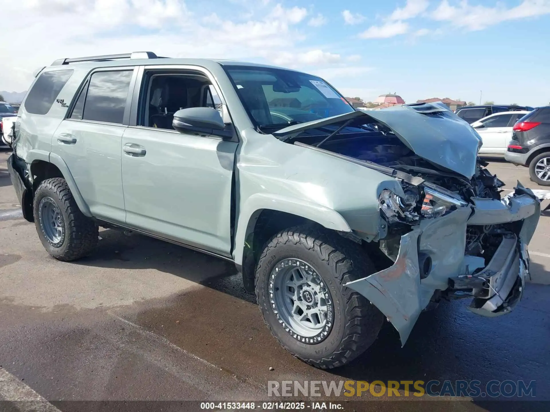 1 Photograph of a damaged car JTERU5JR1N5997716 TOYOTA 4RUNNER 2022