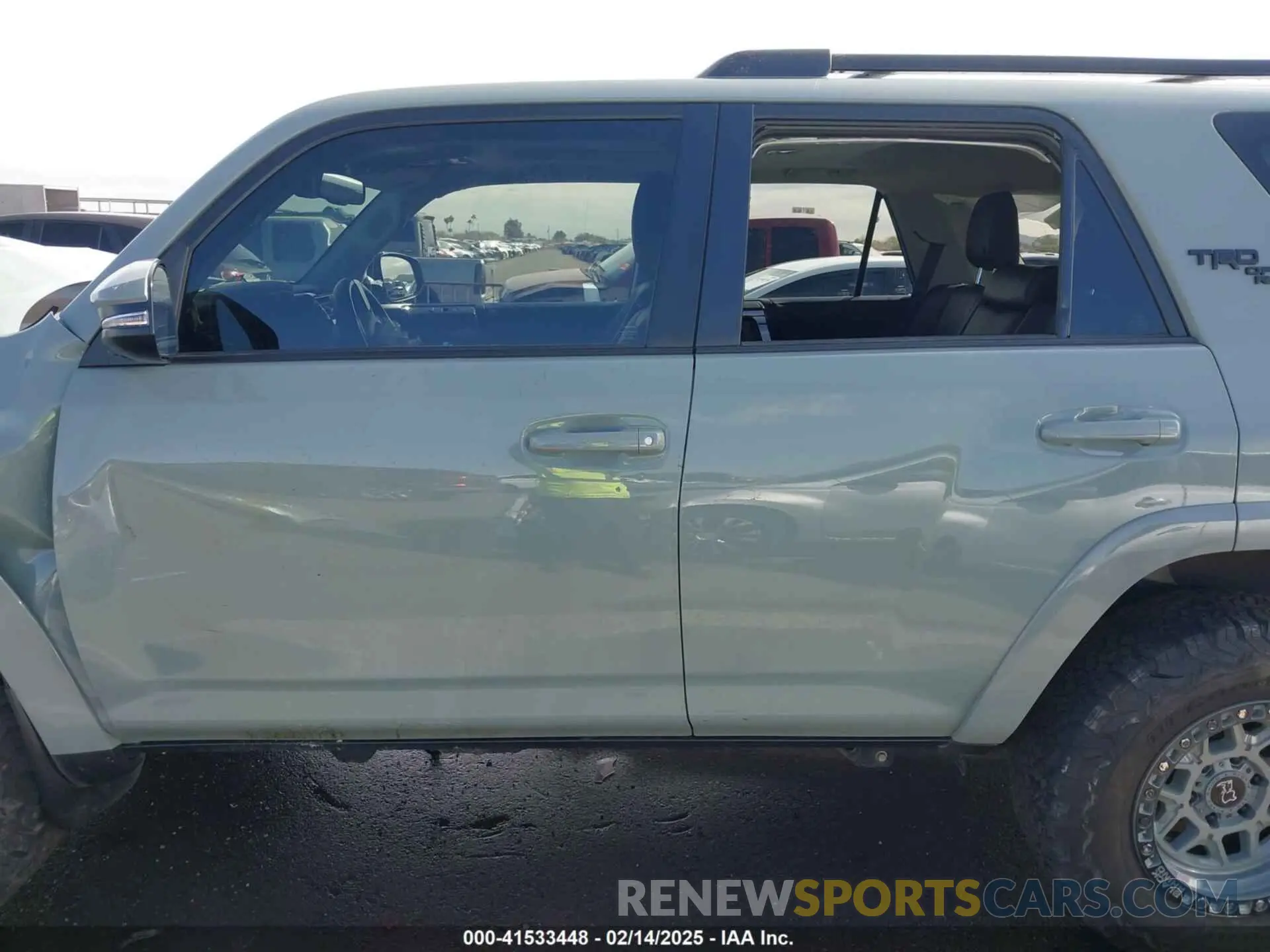 13 Photograph of a damaged car JTERU5JR1N5997716 TOYOTA 4RUNNER 2022