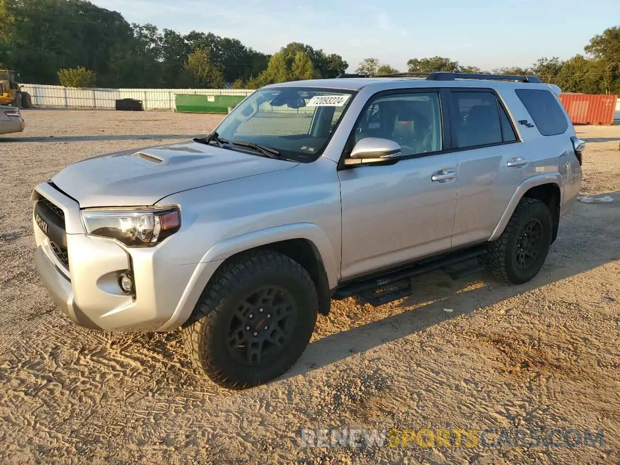 1 Photograph of a damaged car JTERU5JR1N6010753 TOYOTA 4RUNNER 2022