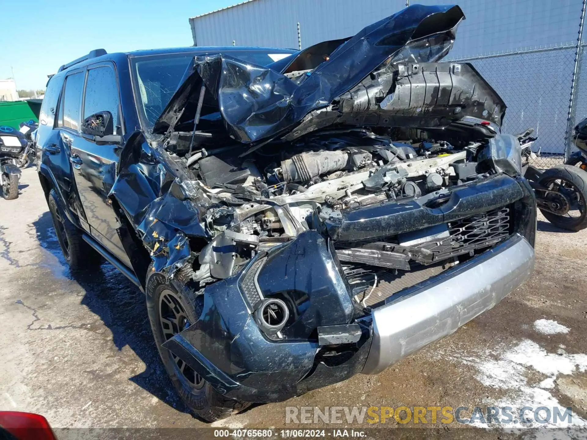 1 Photograph of a damaged car JTERU5JR1N6043333 TOYOTA 4RUNNER 2022