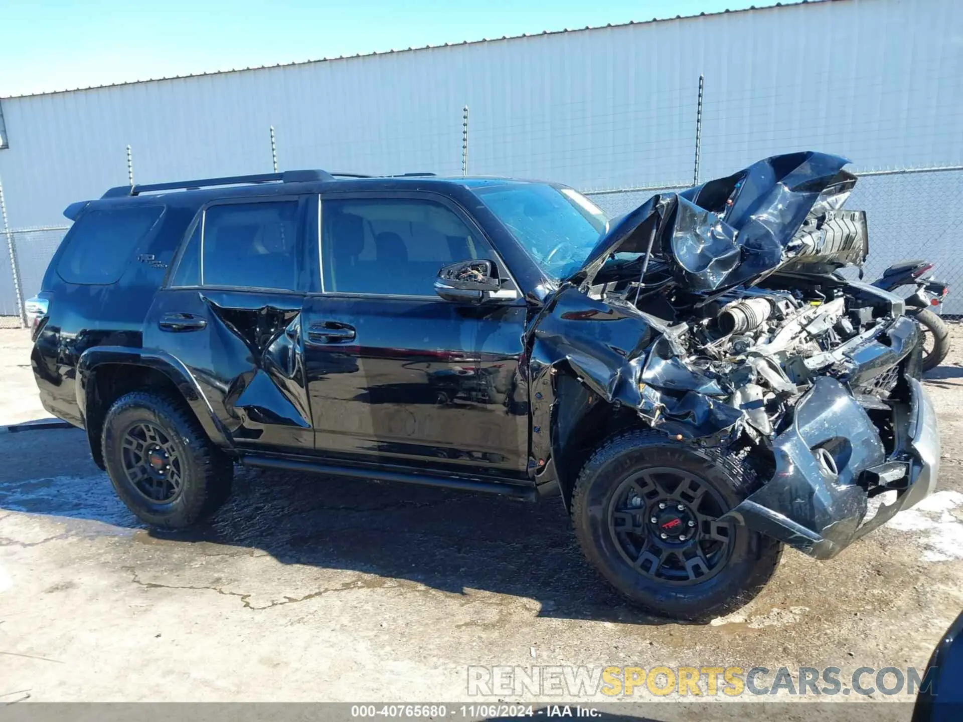 13 Photograph of a damaged car JTERU5JR1N6043333 TOYOTA 4RUNNER 2022