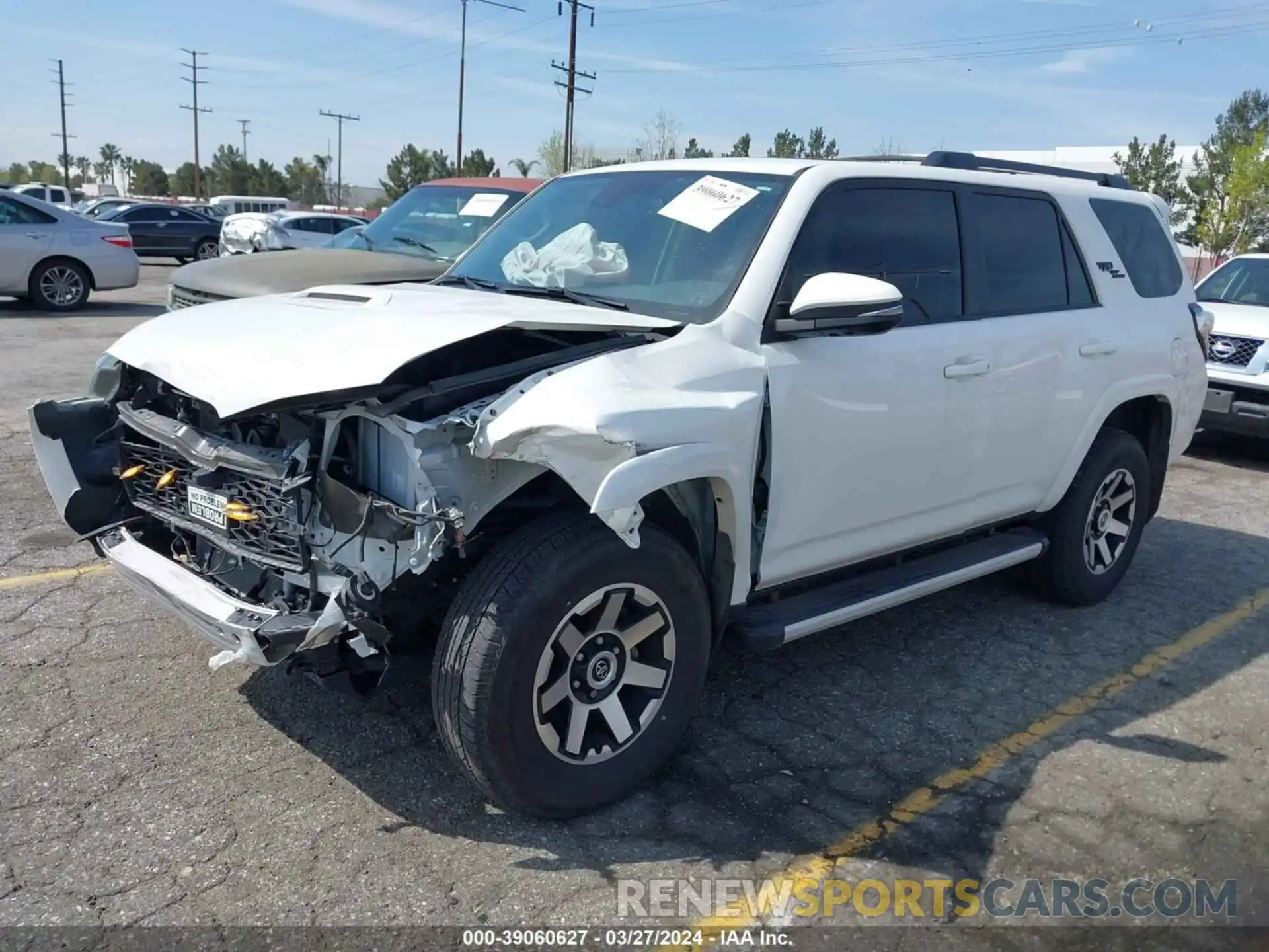 2 Photograph of a damaged car JTERU5JR1N6078406 TOYOTA 4RUNNER 2022