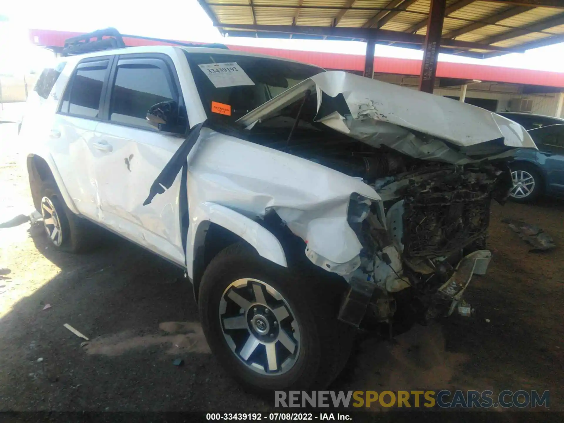 1 Photograph of a damaged car JTERU5JR2N6042739 TOYOTA 4RUNNER 2022