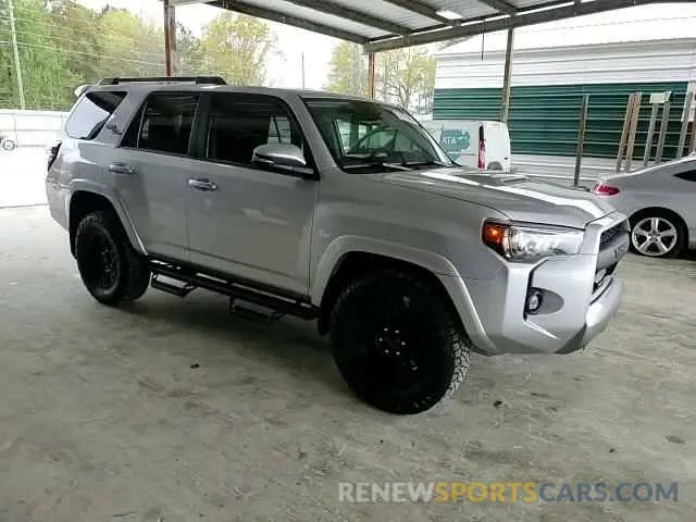 11 Photograph of a damaged car JTERU5JR2N6071688 TOYOTA 4RUNNER 2022