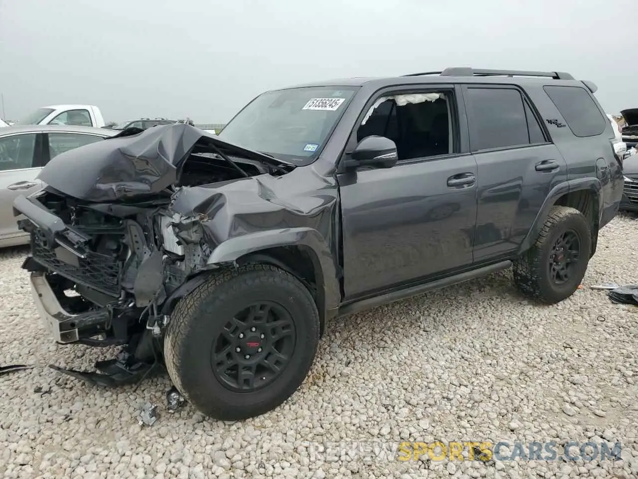 1 Photograph of a damaged car JTERU5JR2N6085655 TOYOTA 4RUNNER 2022