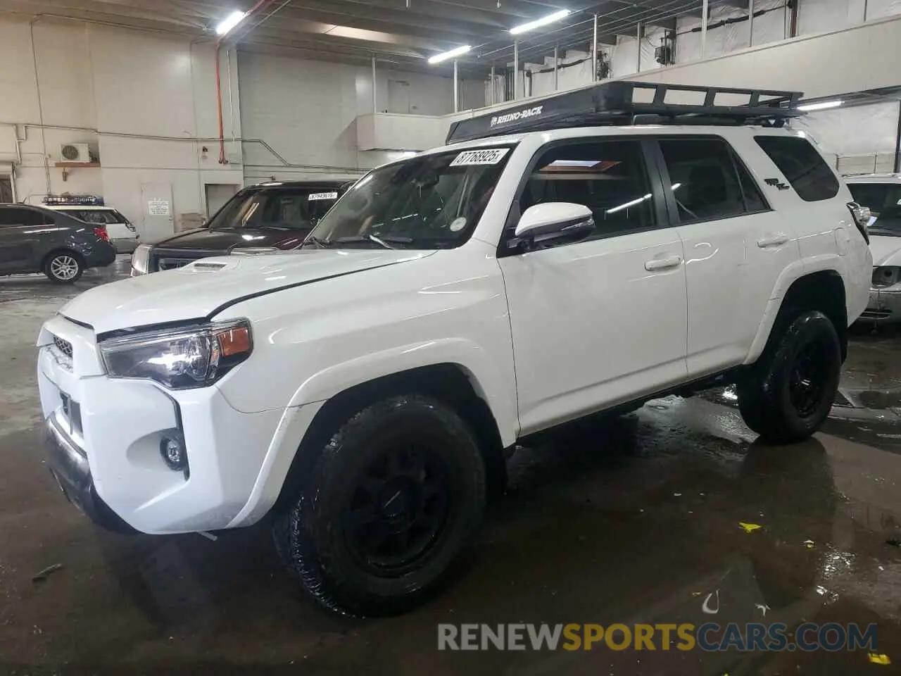 1 Photograph of a damaged car JTERU5JR3N6080495 TOYOTA 4RUNNER 2022