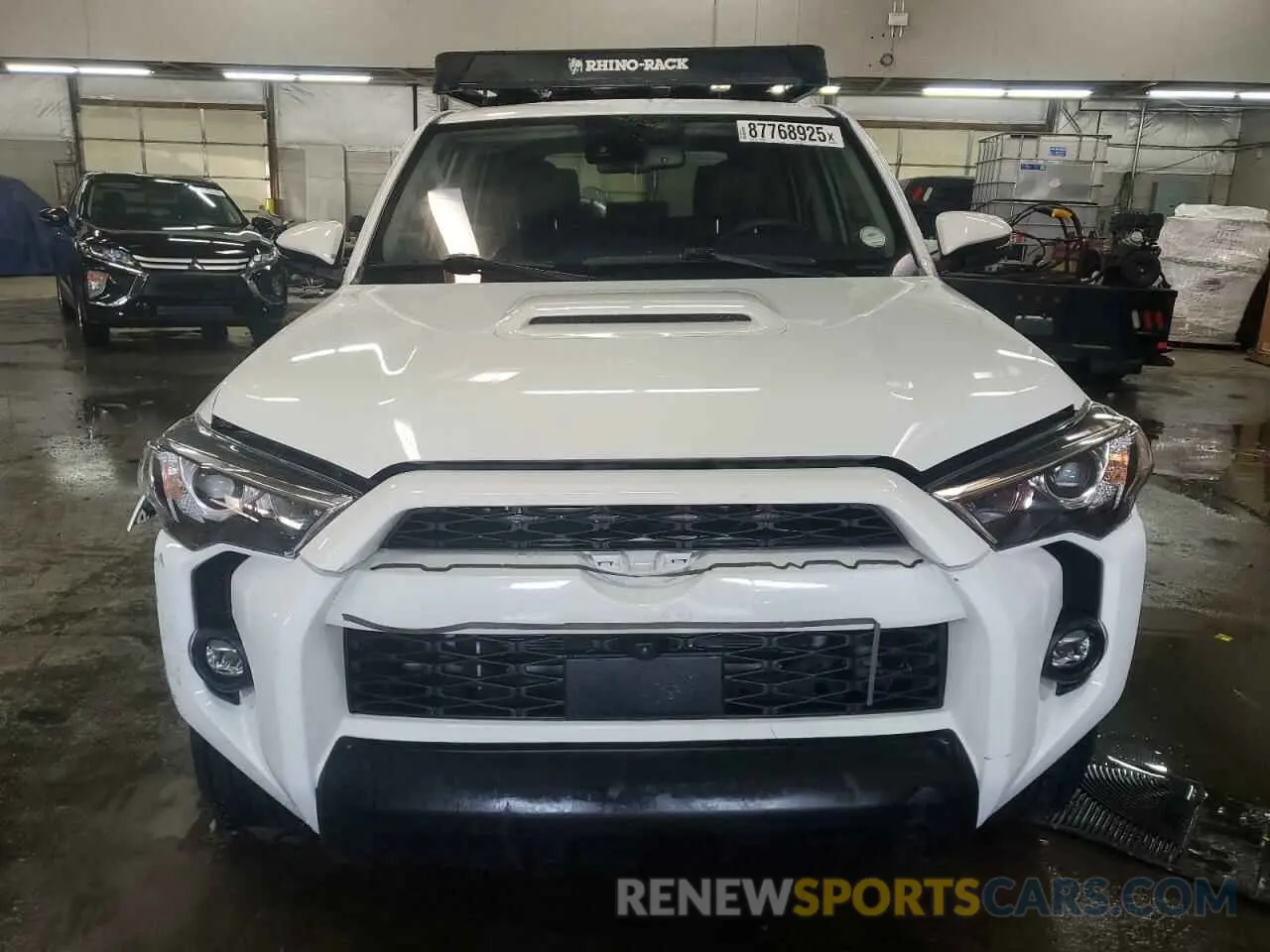 5 Photograph of a damaged car JTERU5JR3N6080495 TOYOTA 4RUNNER 2022