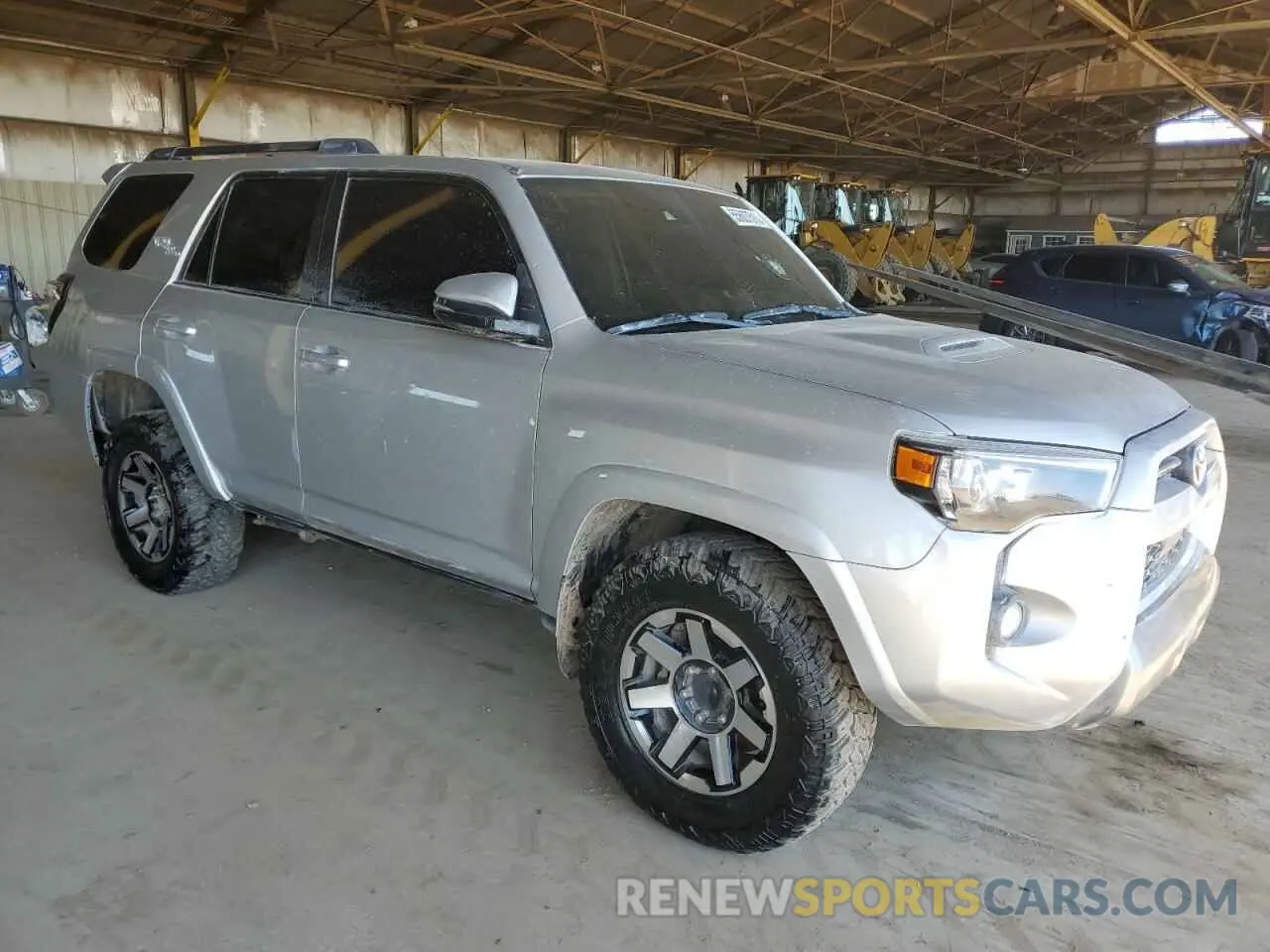 4 Photograph of a damaged car JTERU5JR5N6022517 TOYOTA 4RUNNER 2022