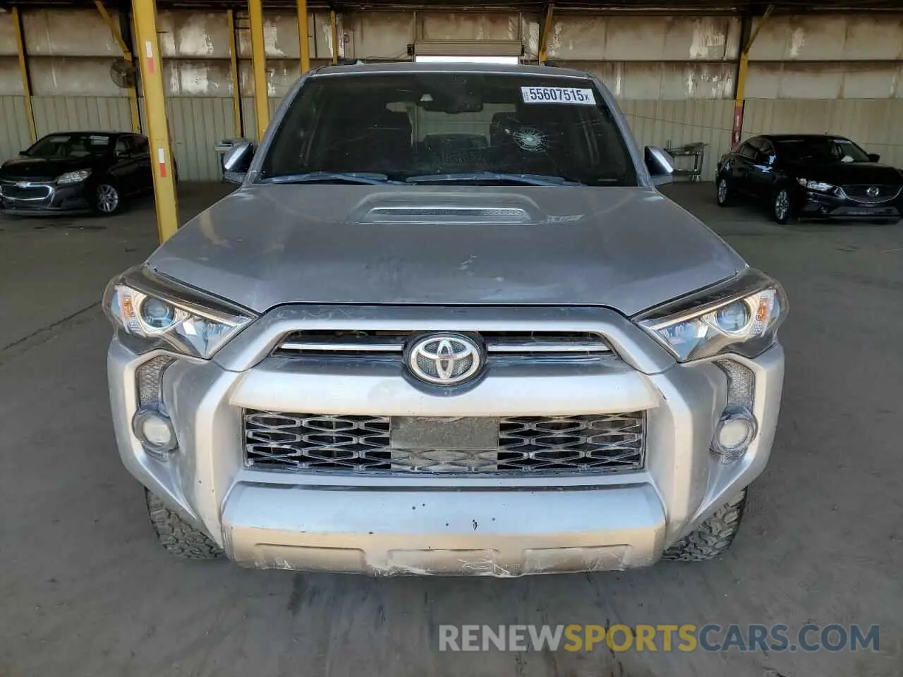 5 Photograph of a damaged car JTERU5JR5N6022517 TOYOTA 4RUNNER 2022