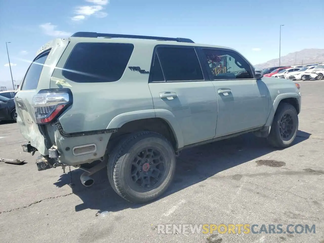 3 Photograph of a damaged car JTERU5JR5N6033548 TOYOTA 4RUNNER 2022