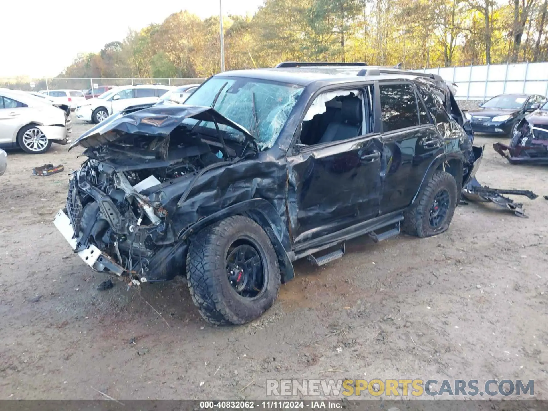 2 Photograph of a damaged car JTERU5JR6N6031405 TOYOTA 4RUNNER 2022