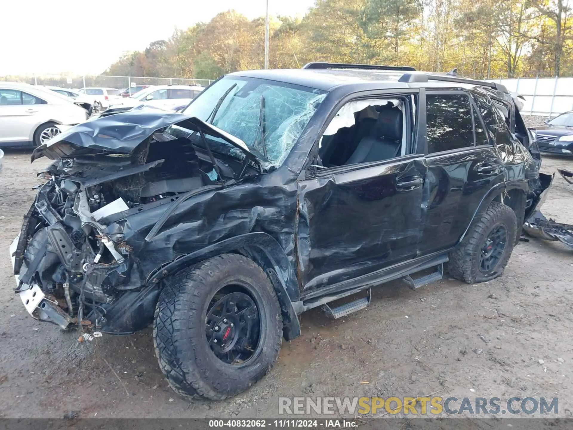 6 Photograph of a damaged car JTERU5JR6N6031405 TOYOTA 4RUNNER 2022