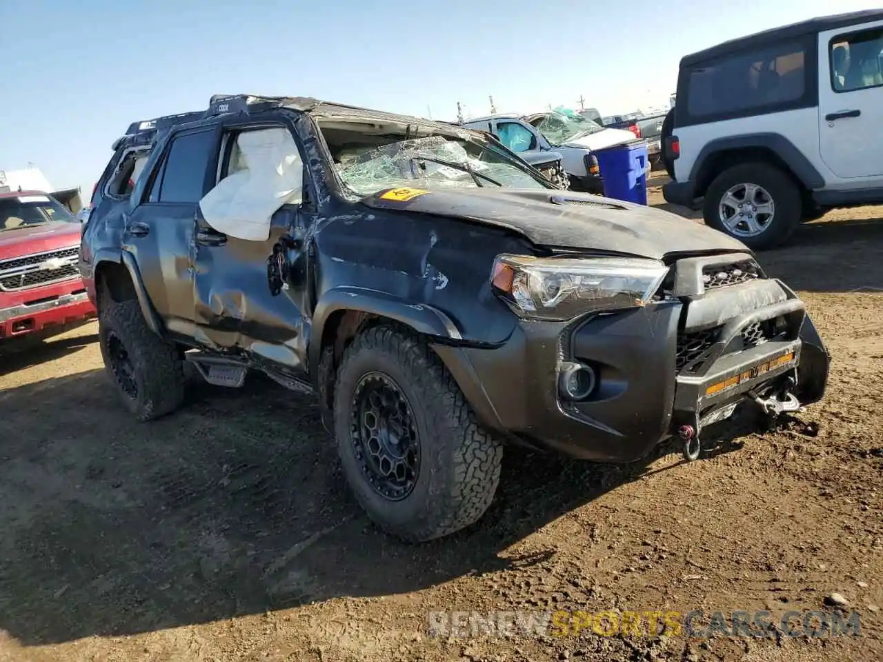 4 Photograph of a damaged car JTERU5JR8N5992318 TOYOTA 4RUNNER 2022