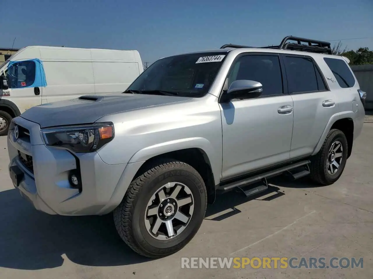 1 Photograph of a damaged car JTERU5JR9N6001850 TOYOTA 4RUNNER 2022