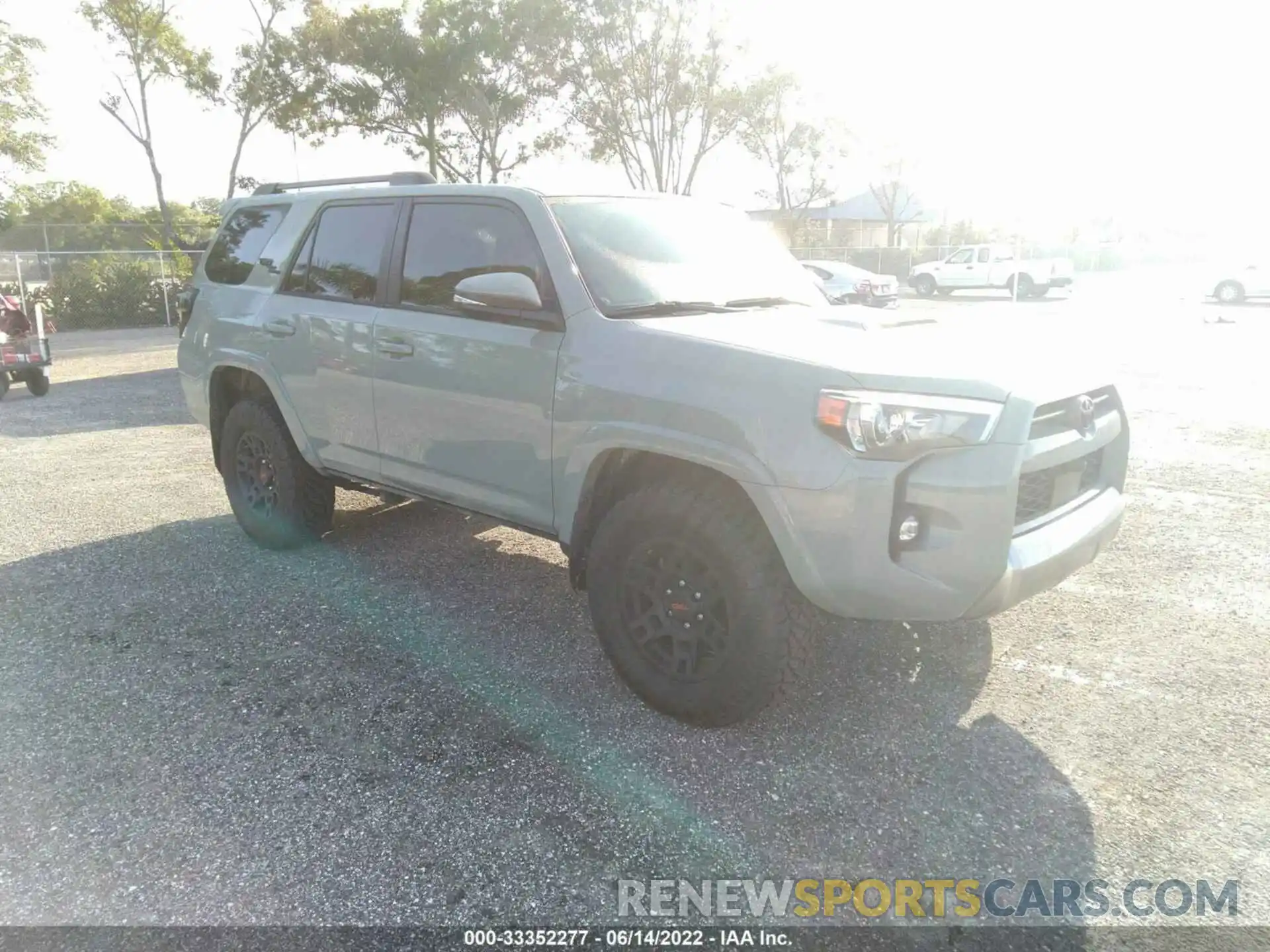 1 Photograph of a damaged car JTERU5JR9N6039787 TOYOTA 4RUNNER 2022