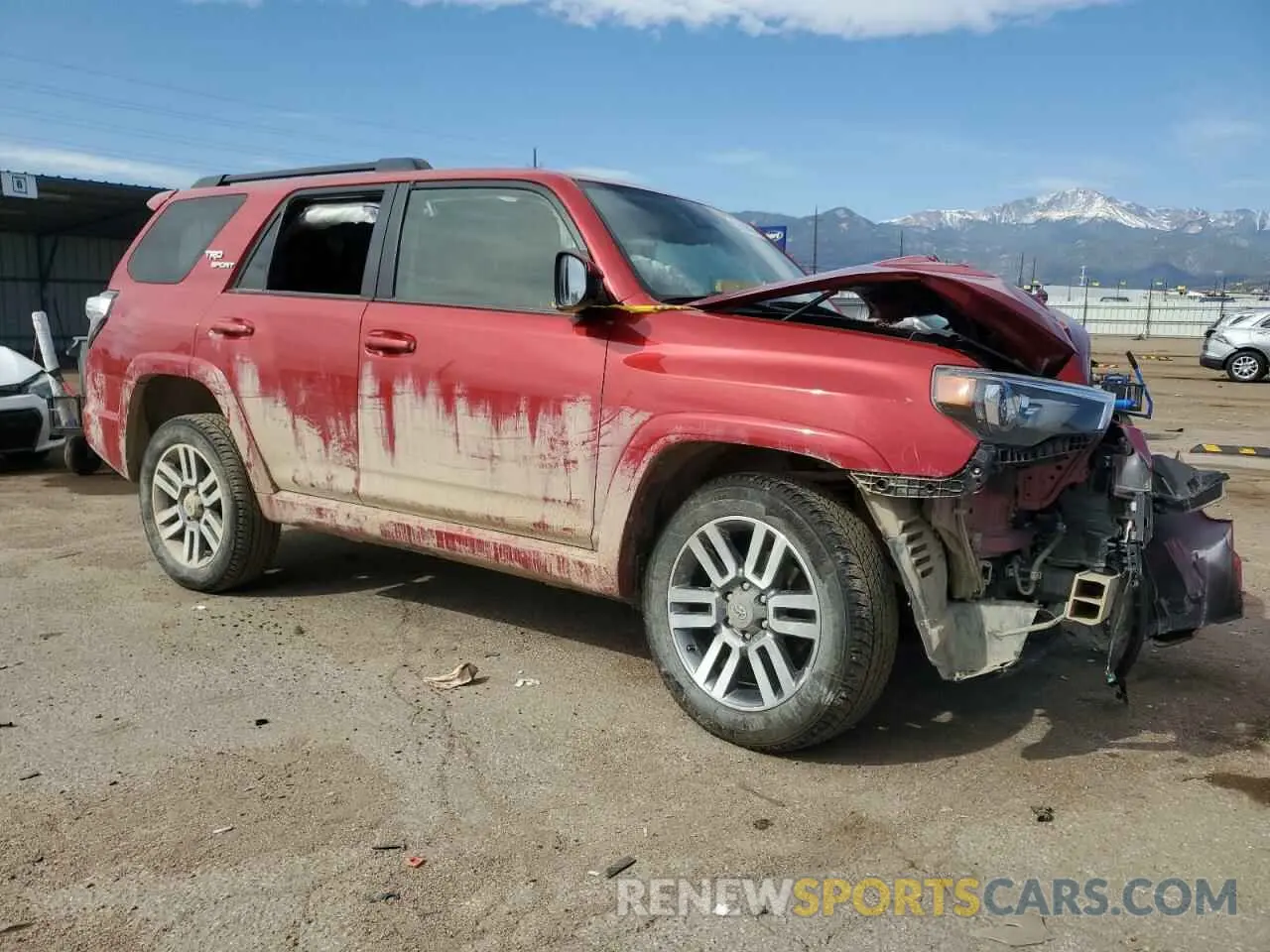4 Photograph of a damaged car JTESU5JR1N6066340 TOYOTA 4RUNNER 2022