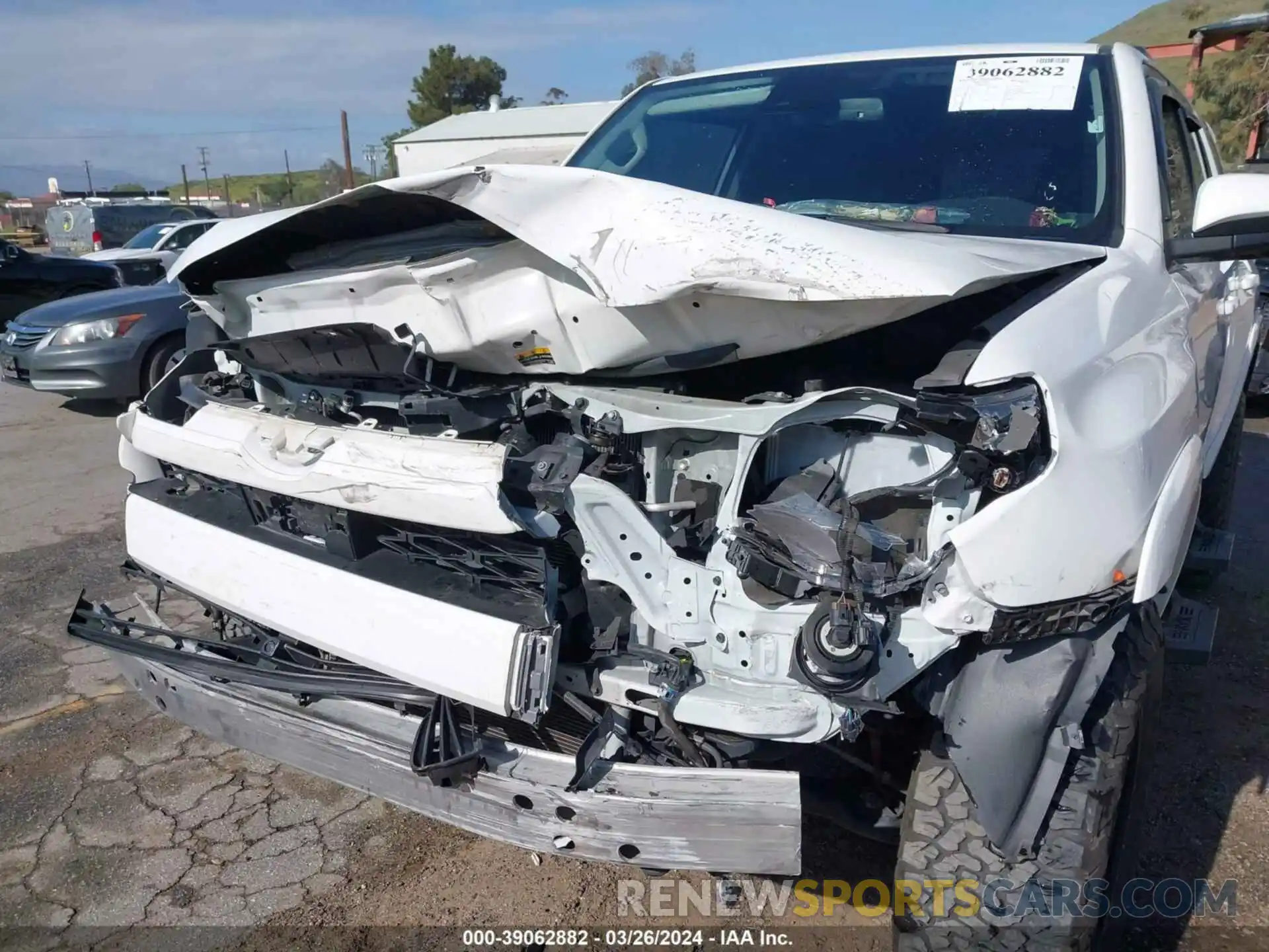 6 Photograph of a damaged car JTESU5JR2N5999931 TOYOTA 4RUNNER 2022