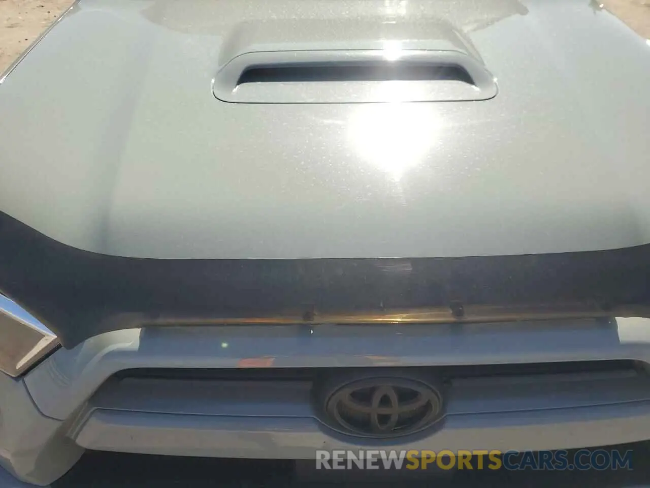 13 Photograph of a damaged car JTESU5JR2N6028017 TOYOTA 4RUNNER 2022
