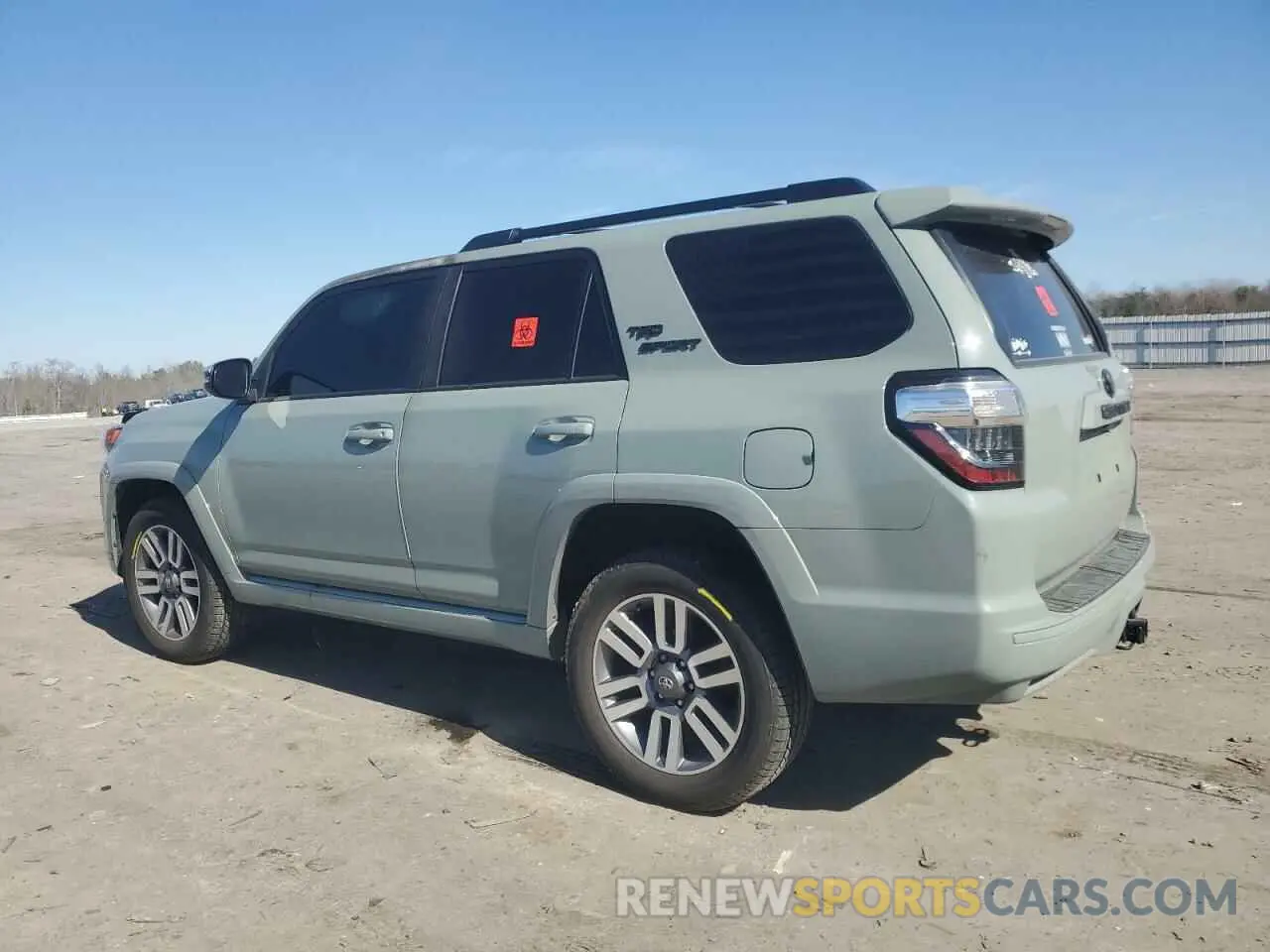 2 Photograph of a damaged car JTESU5JR2N6028017 TOYOTA 4RUNNER 2022