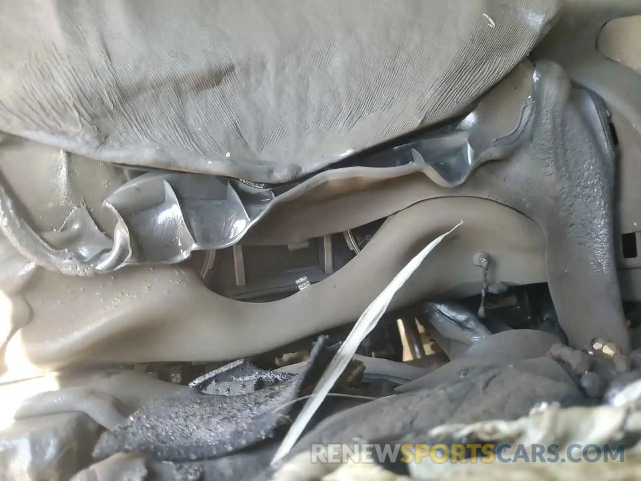 9 Photograph of a damaged car JTESU5JR2N6028017 TOYOTA 4RUNNER 2022