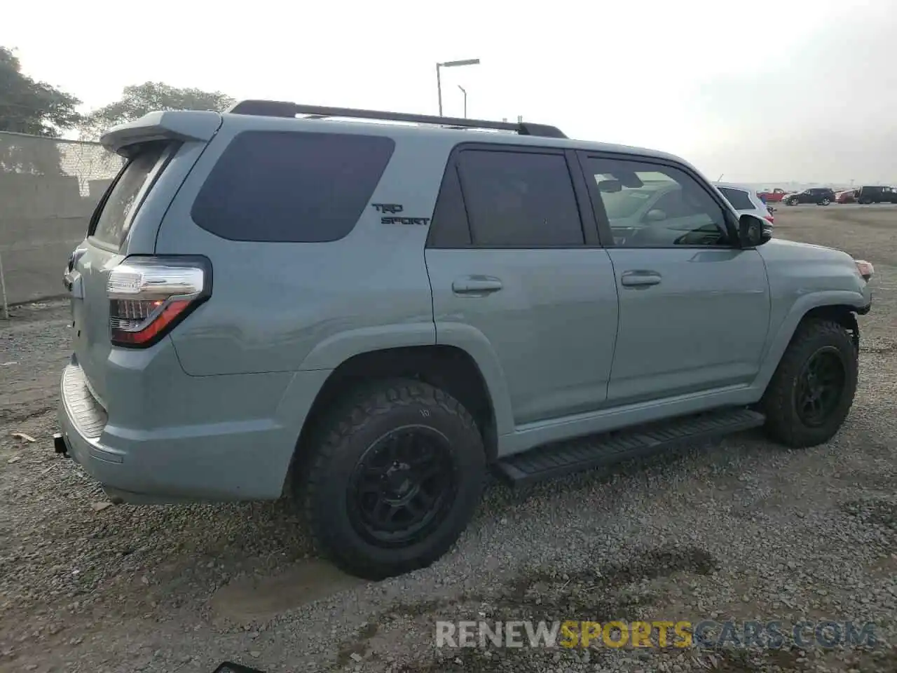 3 Photograph of a damaged car JTESU5JR2N6036148 TOYOTA 4RUNNER 2022