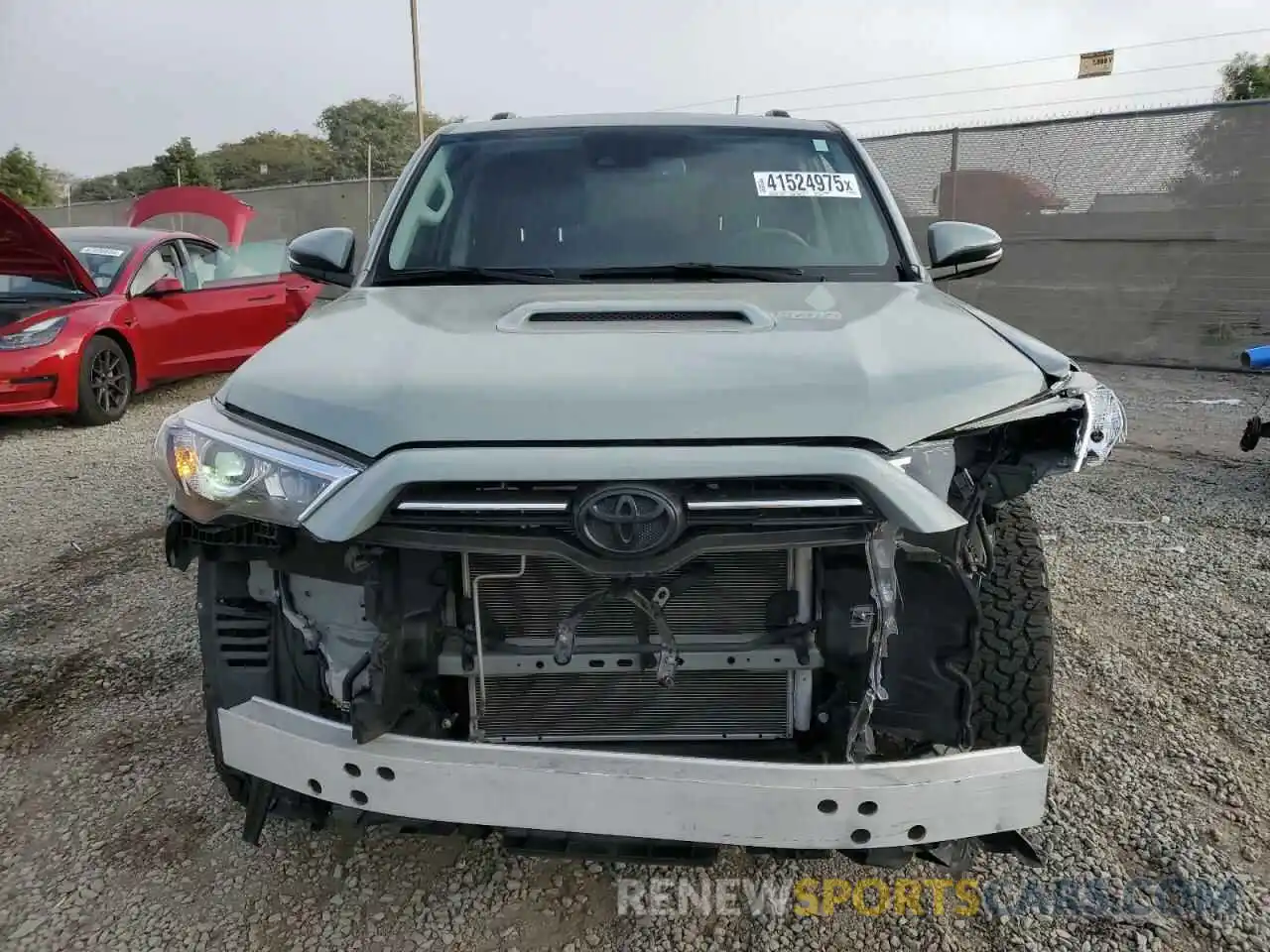 5 Photograph of a damaged car JTESU5JR2N6036148 TOYOTA 4RUNNER 2022