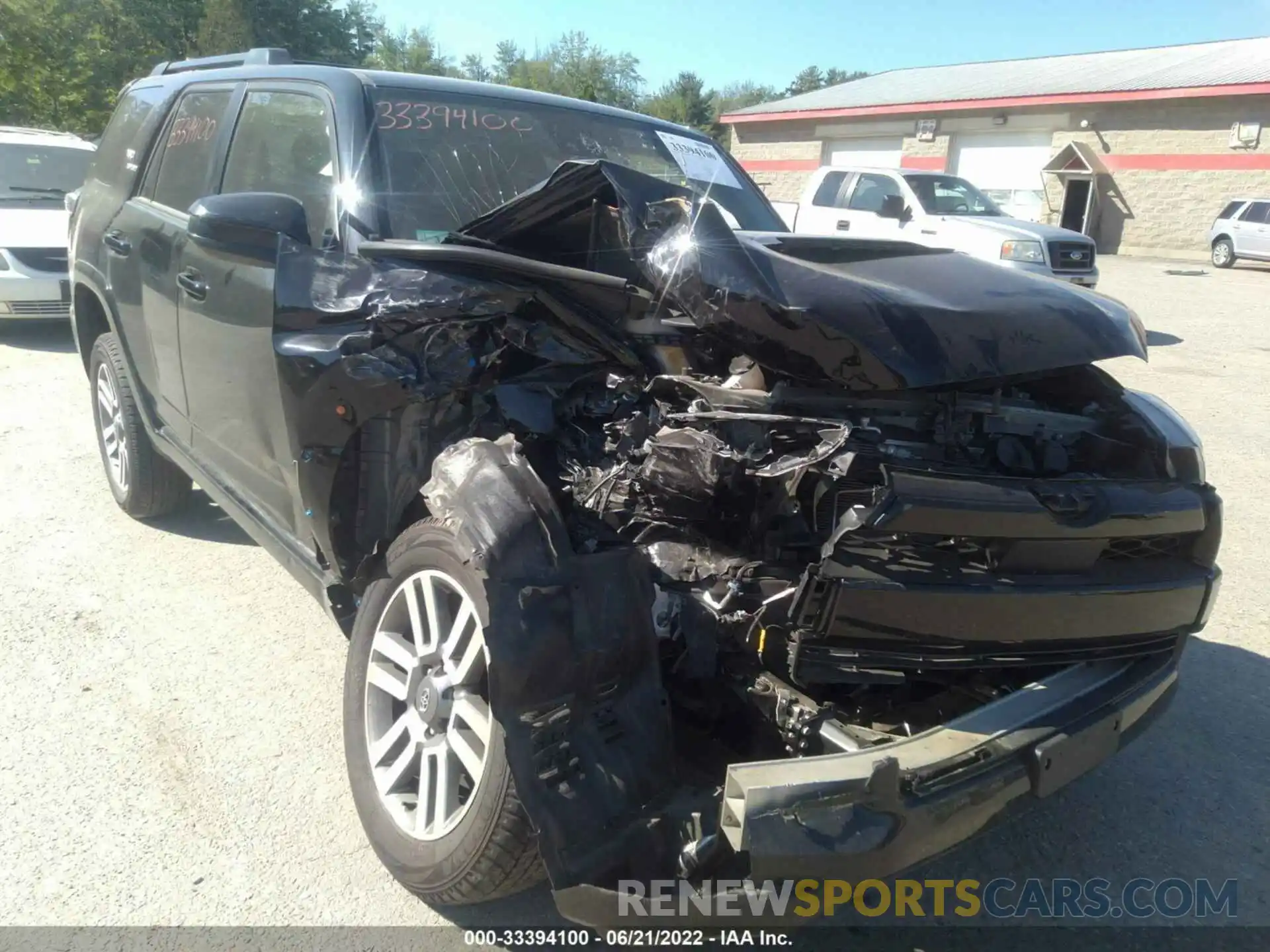 6 Photograph of a damaged car JTESU5JR8N6027387 TOYOTA 4RUNNER 2022