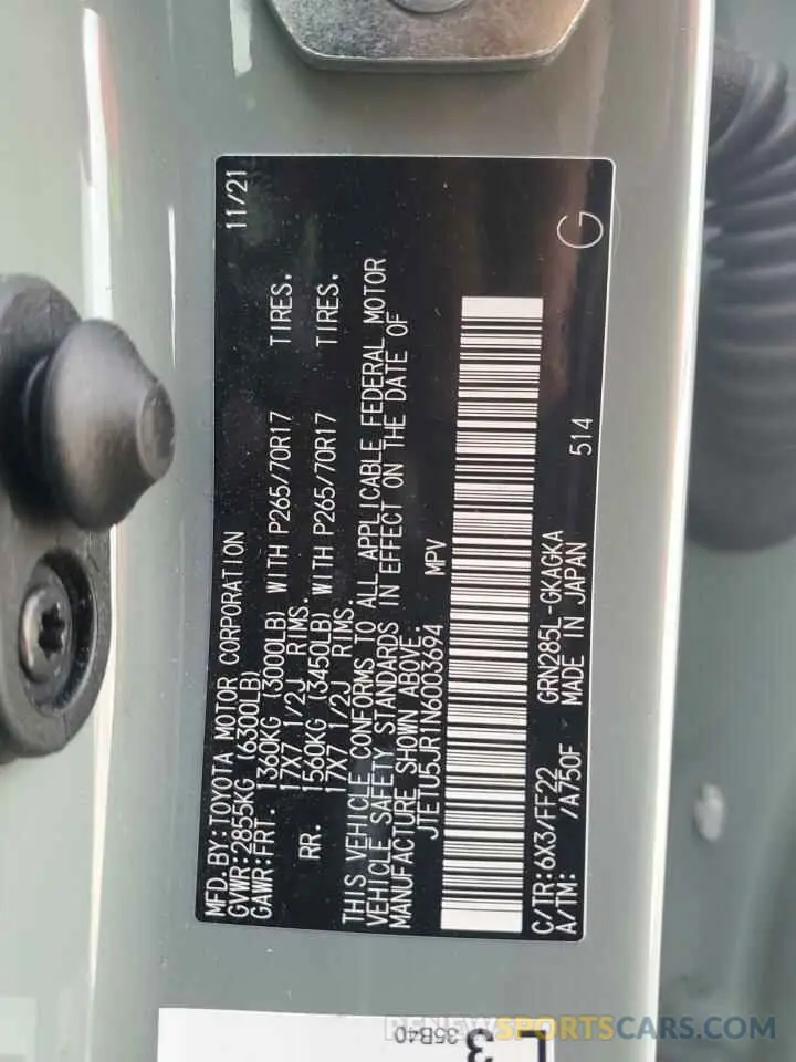 13 Photograph of a damaged car JTETU5JR1N6003694 TOYOTA 4RUNNER 2022