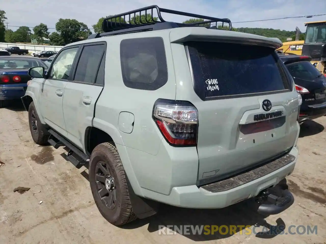 3 Photograph of a damaged car JTETU5JR1N6024416 TOYOTA 4RUNNER 2022