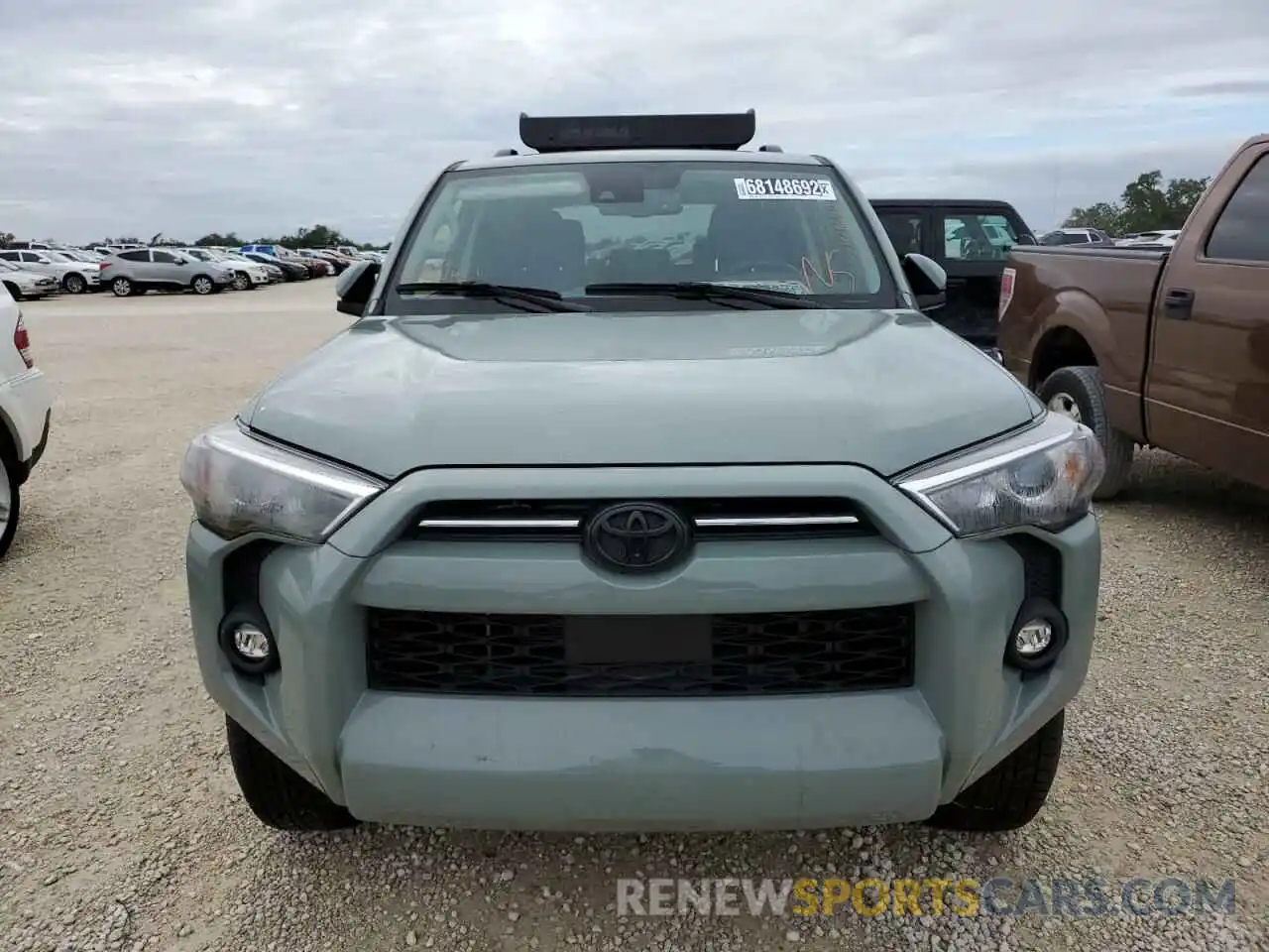 5 Photograph of a damaged car JTETU5JR4N6020358 TOYOTA 4RUNNER 2022