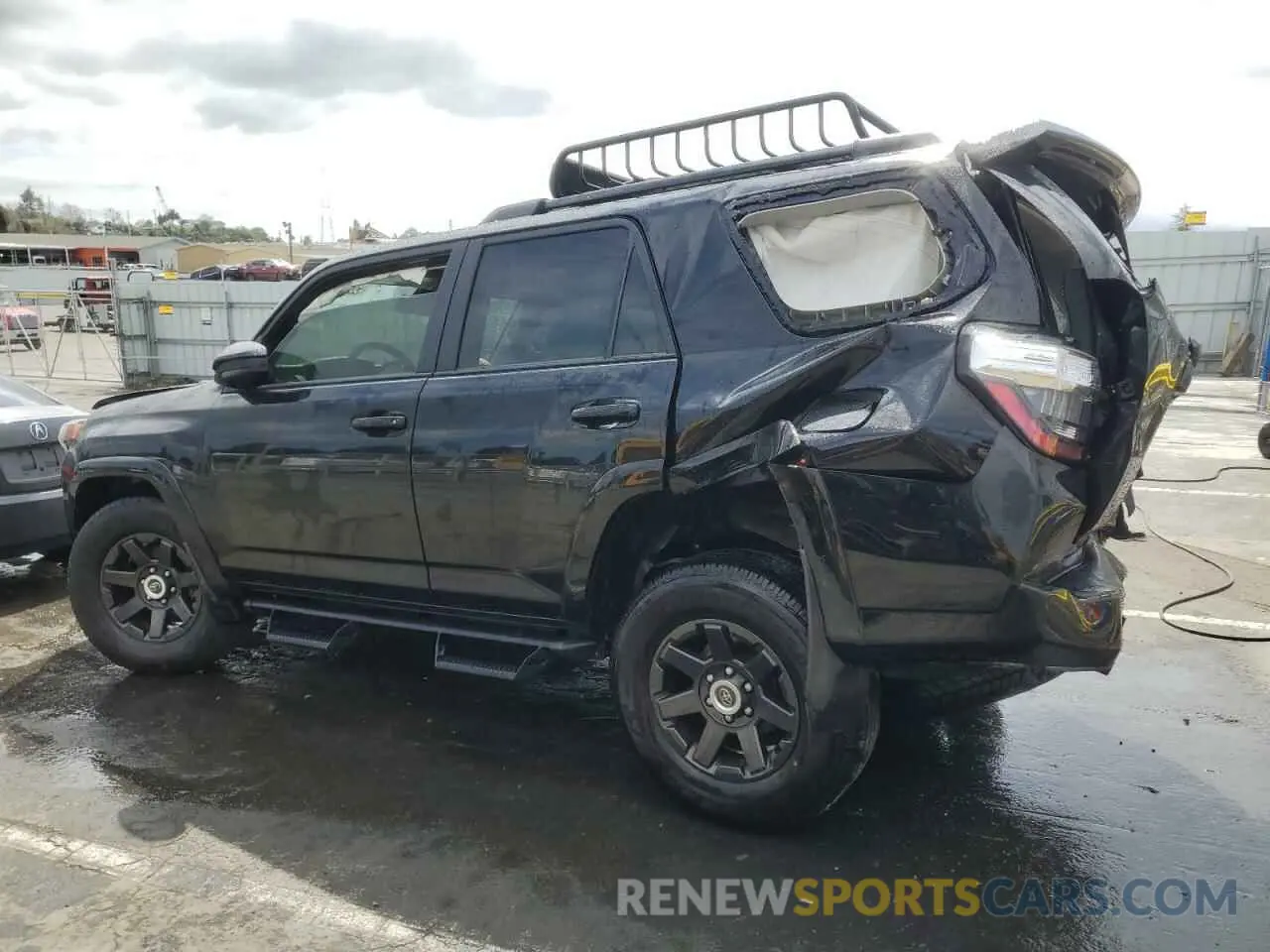 2 Photograph of a damaged car JTETU5JR8N6019228 TOYOTA 4RUNNER 2022