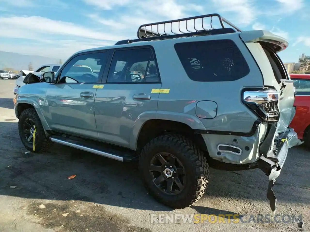 2 Photograph of a damaged car JTETU5JR9N6019299 TOYOTA 4RUNNER 2022