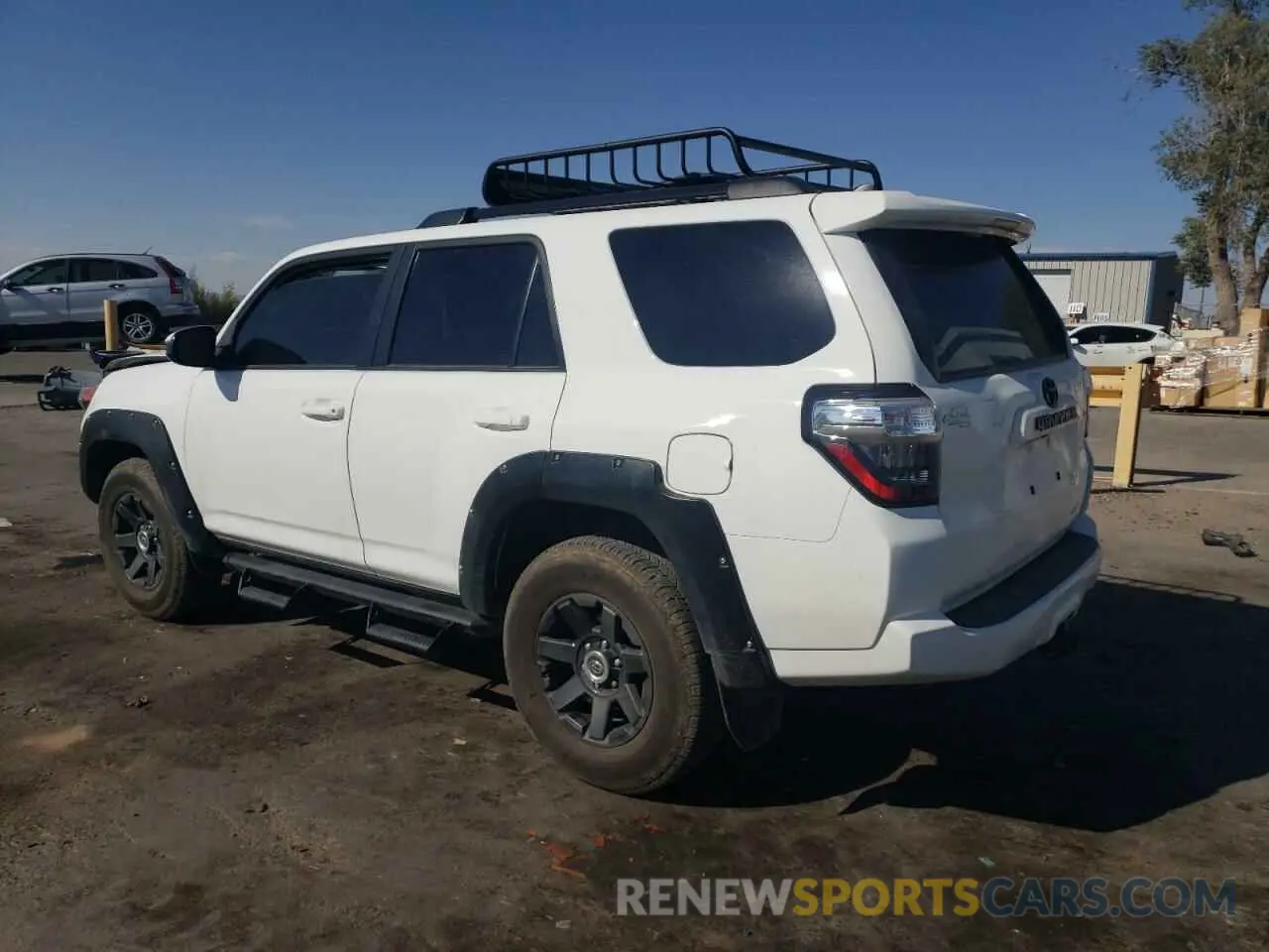 2 Photograph of a damaged car JTETU5JR9N6033641 TOYOTA 4RUNNER 2022