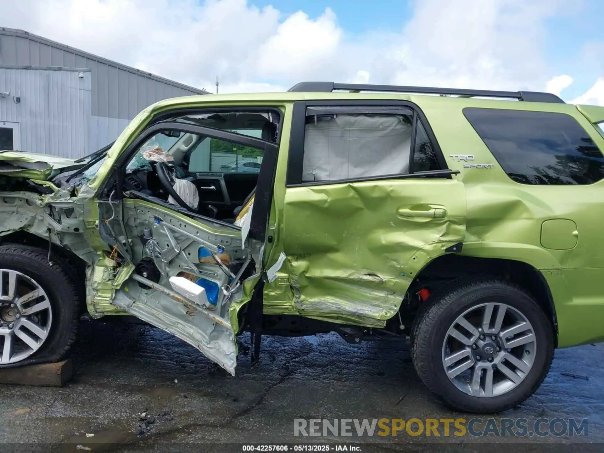13 Photograph of a damaged car JTEAU5JR6P5281684 TOYOTA 4RUNNER 2023