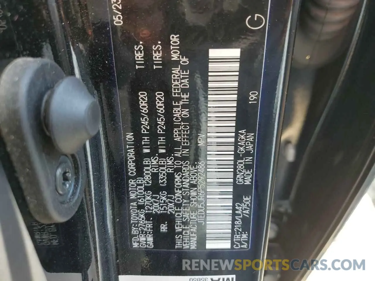 9 Photograph of a damaged car JTEDU5JR6P5292486 TOYOTA 4RUNNER 2023