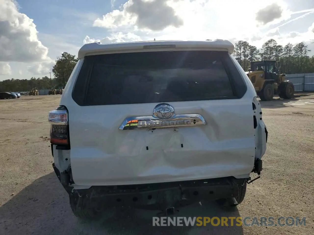6 Photograph of a damaged car JTEDU5JR7P5293209 TOYOTA 4RUNNER 2023