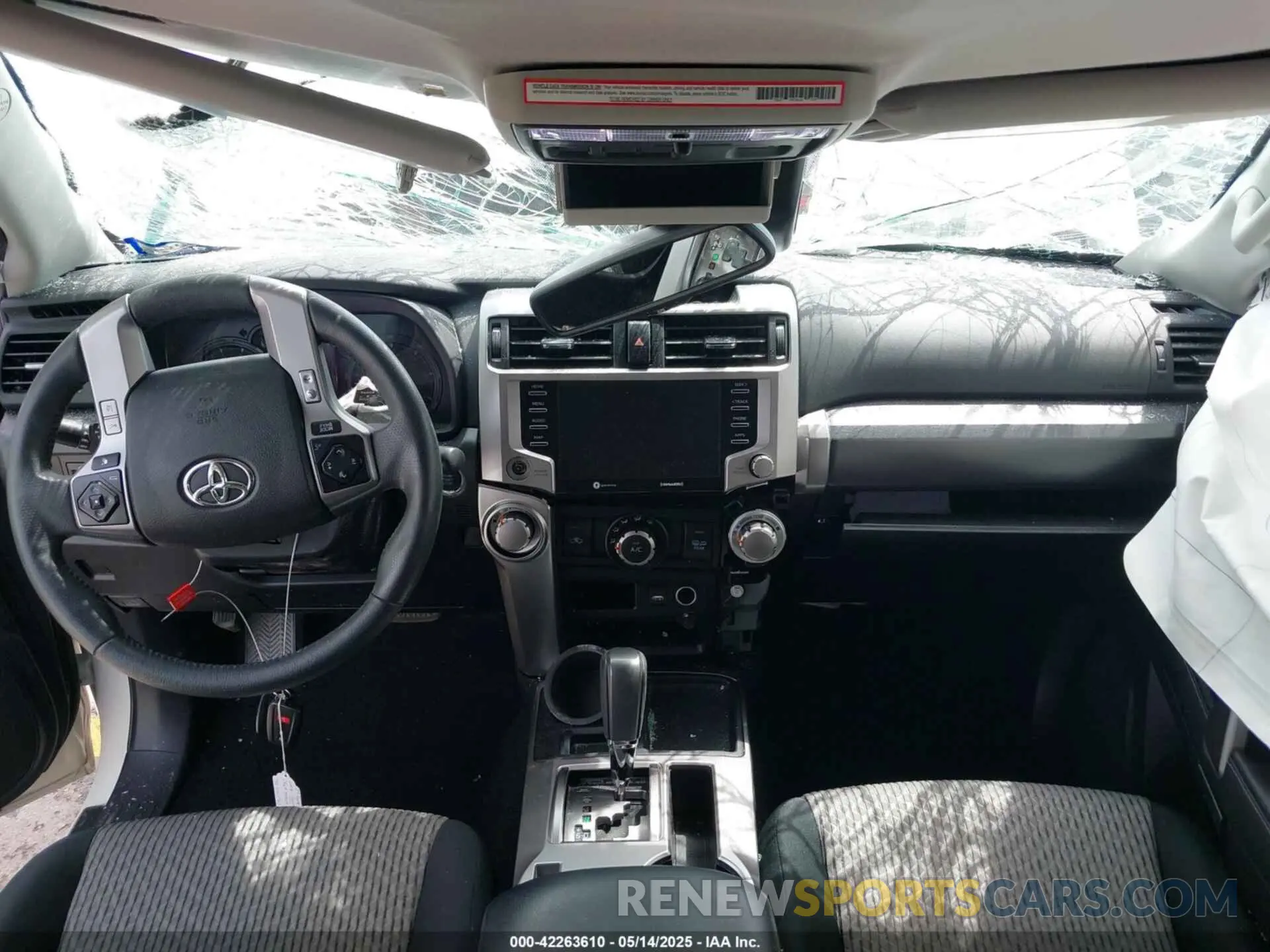 5 Photograph of a damaged car JTEEU5JR0P5305009 TOYOTA 4RUNNER 2023